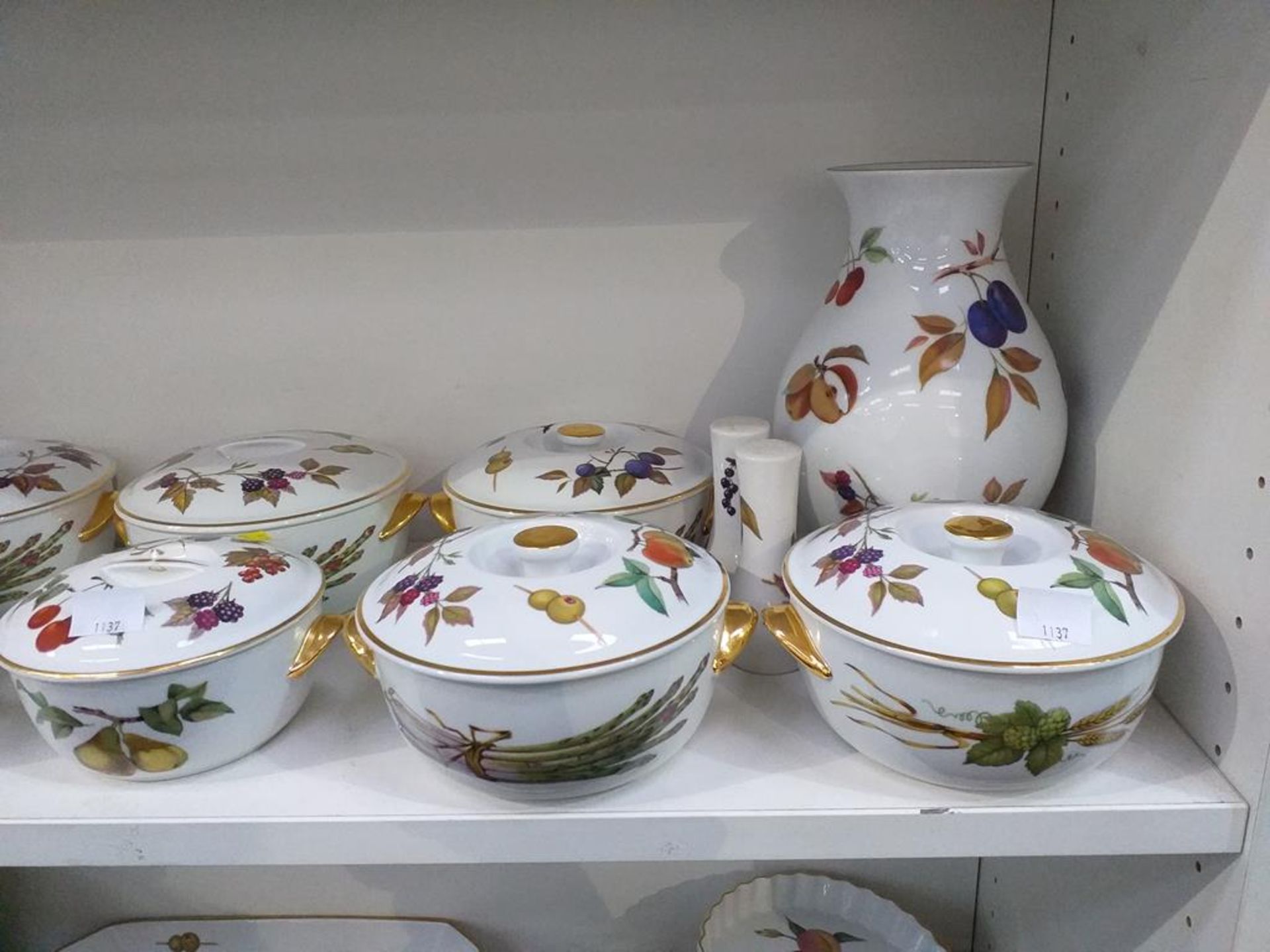 Three Shelves of Mainly Royal Worcester 'Evesham' - Image 3 of 7