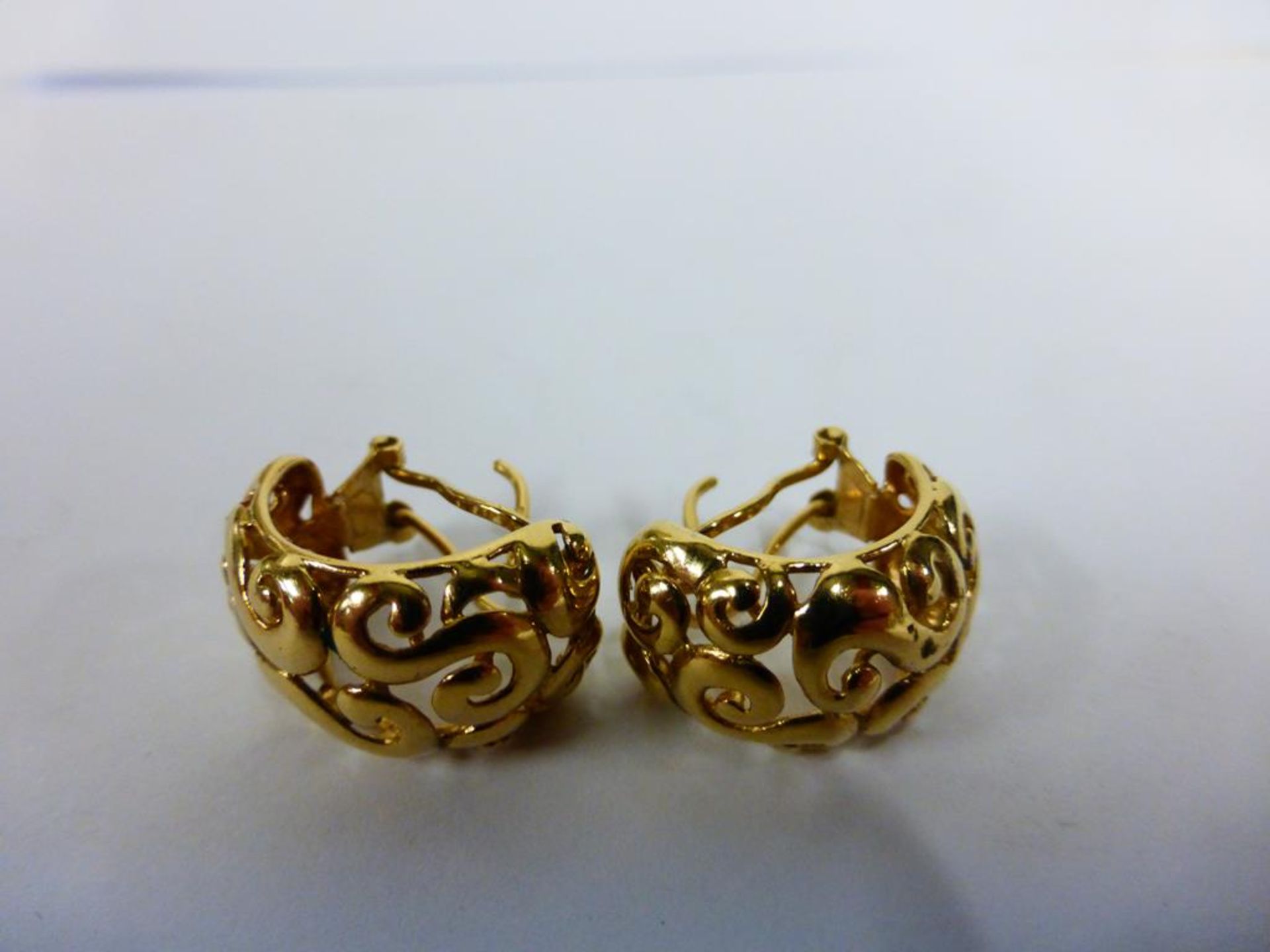 2 x Pair of 9ct Gold Earrings - Image 2 of 4