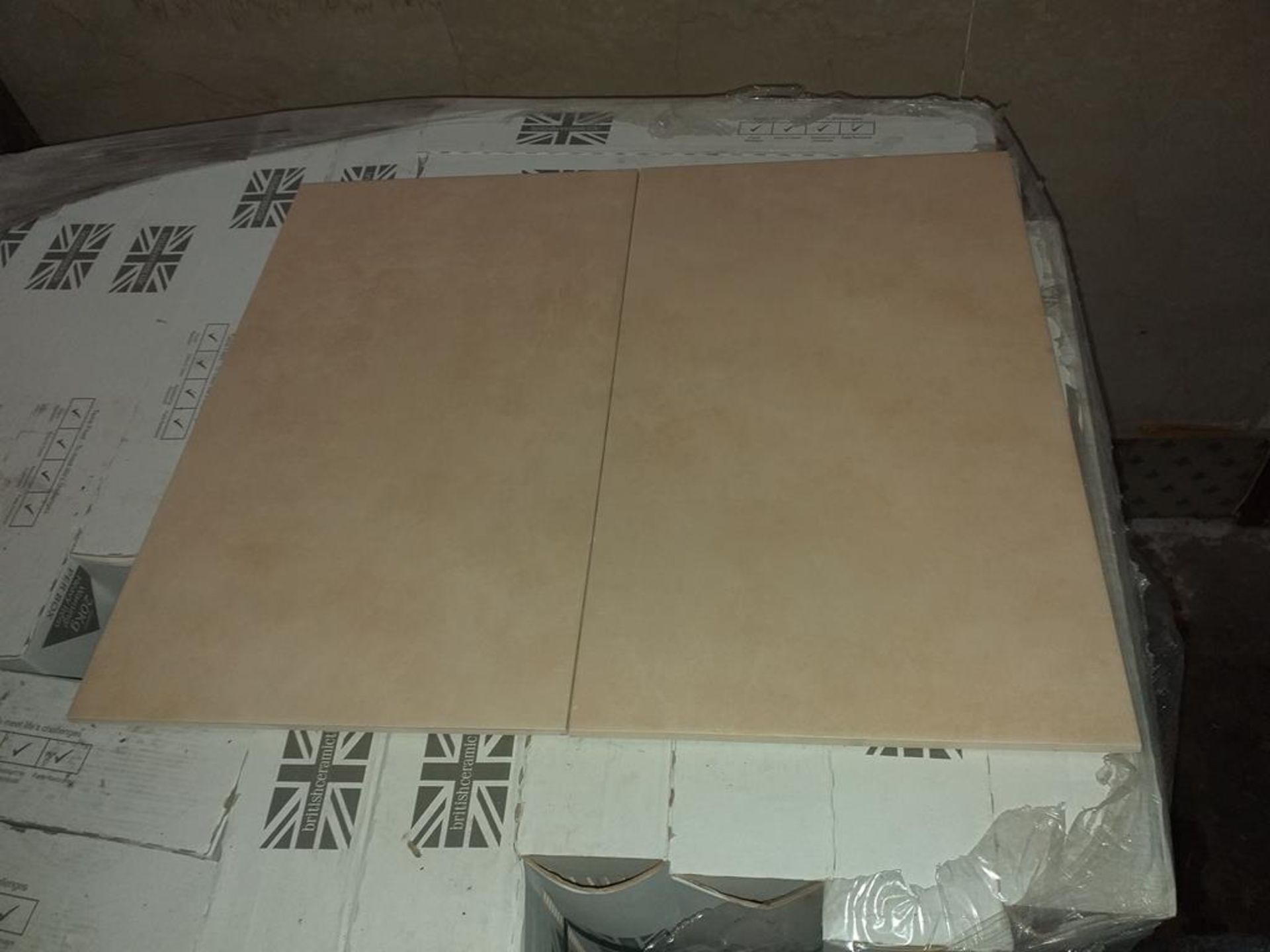 Middleton Beige Wall & Floor Tiles - Image 2 of 4