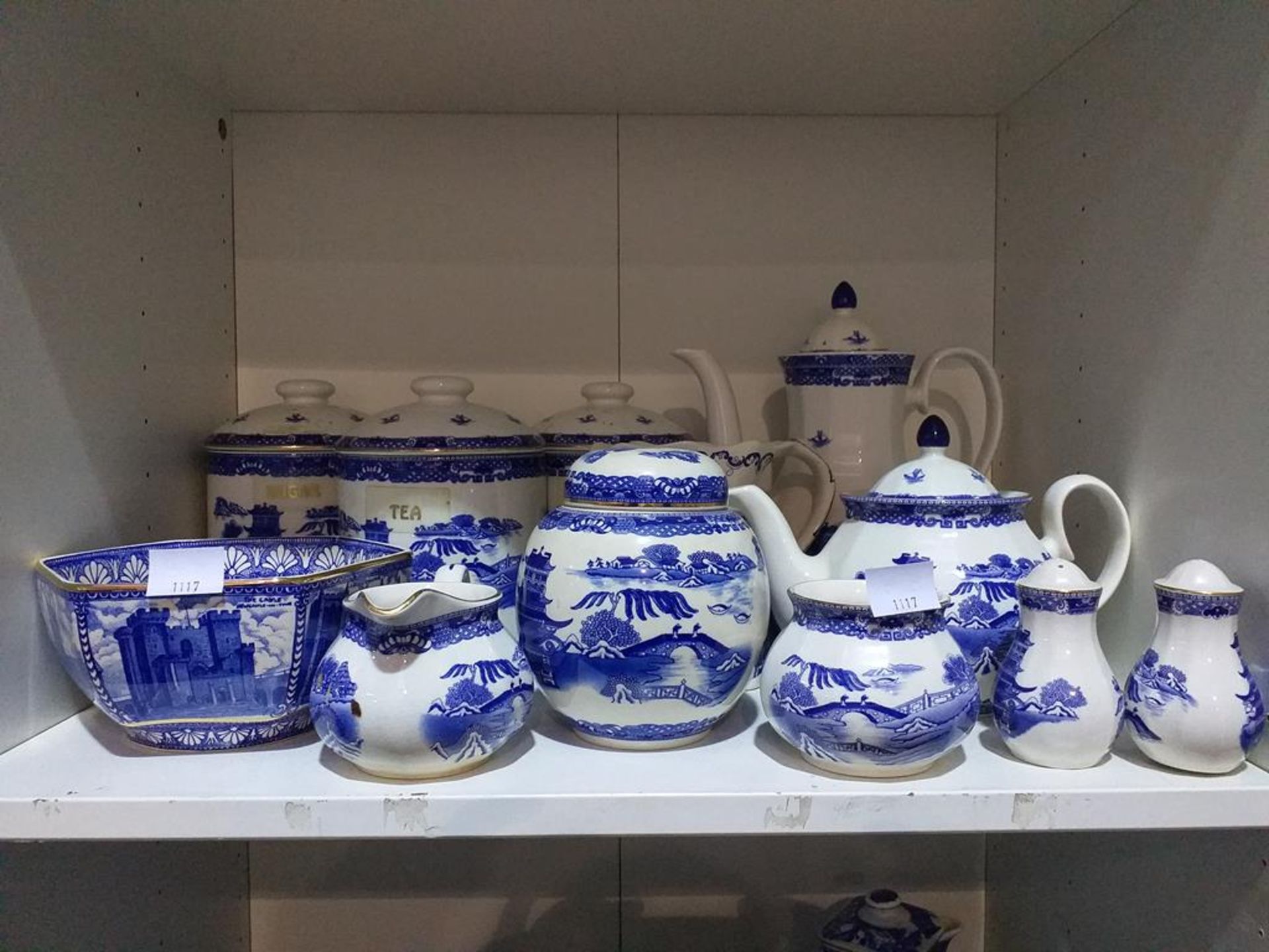 Two Shelves of Assorted Ringtons Porcelain - Image 2 of 5