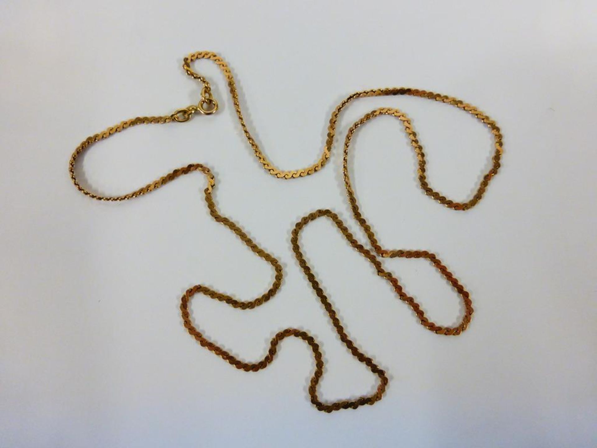 Yellow Metal Chain Stamped '375'