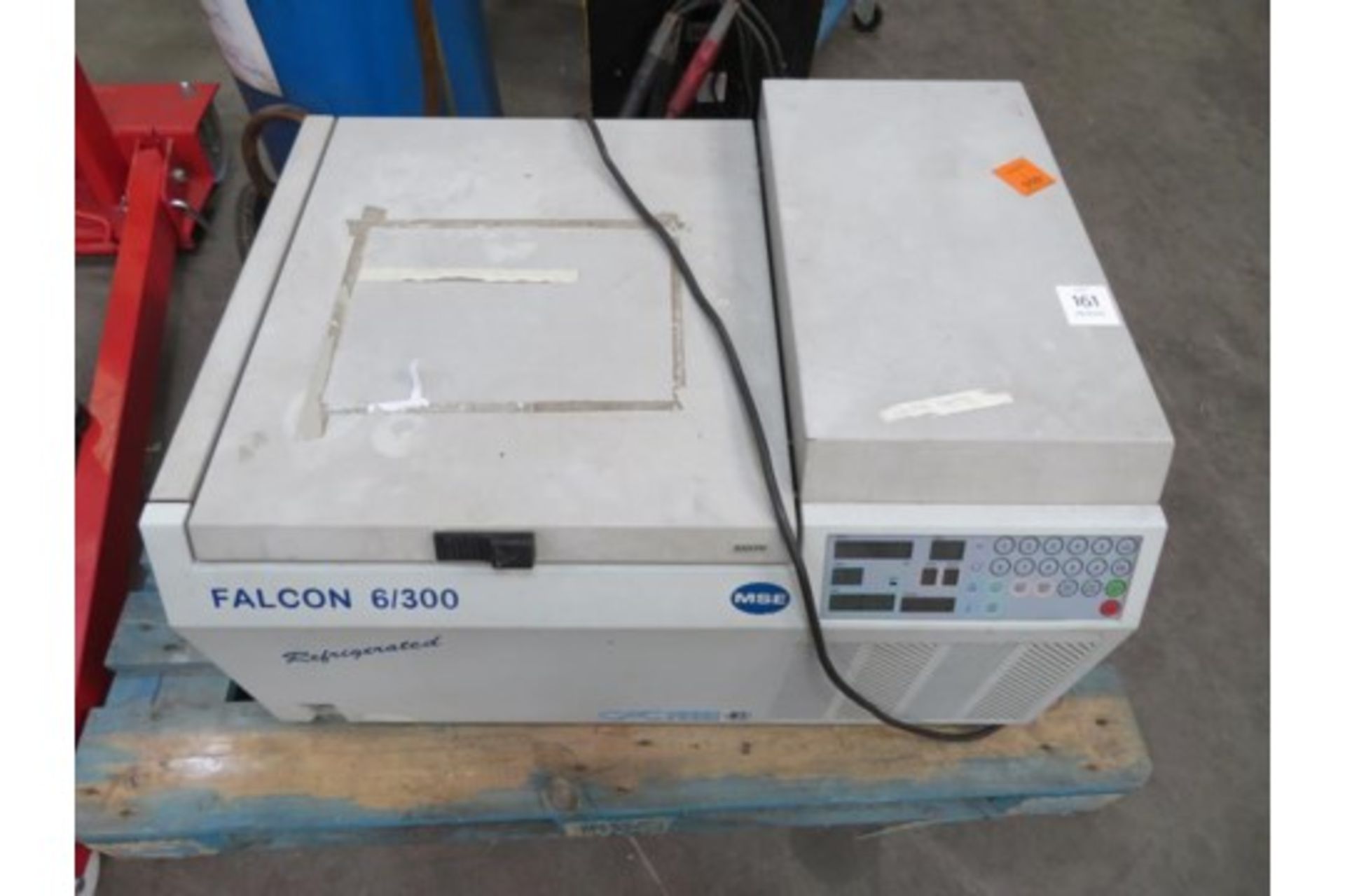 Sanyo MSE Falcon Refrigerated Bench Centrifuge - Image 3 of 3