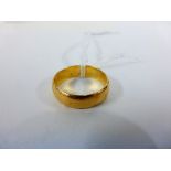 This is a Timed Online Auction on Bidspotter.co.uk, Click here to bid. A 22ct gold Wedding Band (6g)