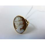 This is a Timed Online Auction on Bidspotter.co.uk, Click here to bid. A 9ct Gold Cameo Ring (Size