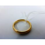 This is a Timed Online Auction on Bidspotter.co.uk, Click here to bid. An 18ct Gold Wedding Band (