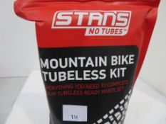 Maxxis 'Minion DHF' Tyre and Stans No Tubes Mountain Bike Tubeless Kit