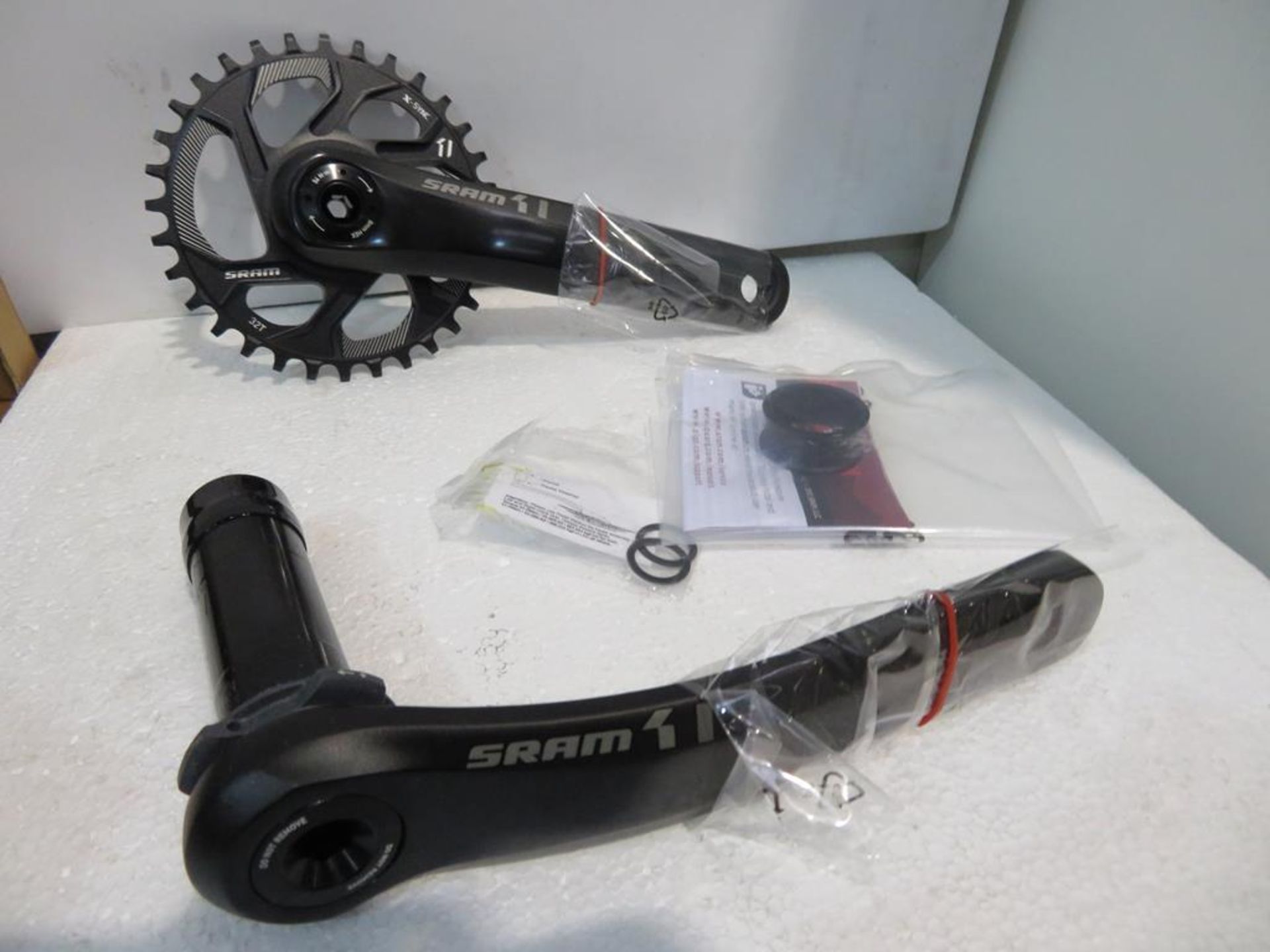 Sram X1 1400 BB30 Crankset - Image 3 of 7