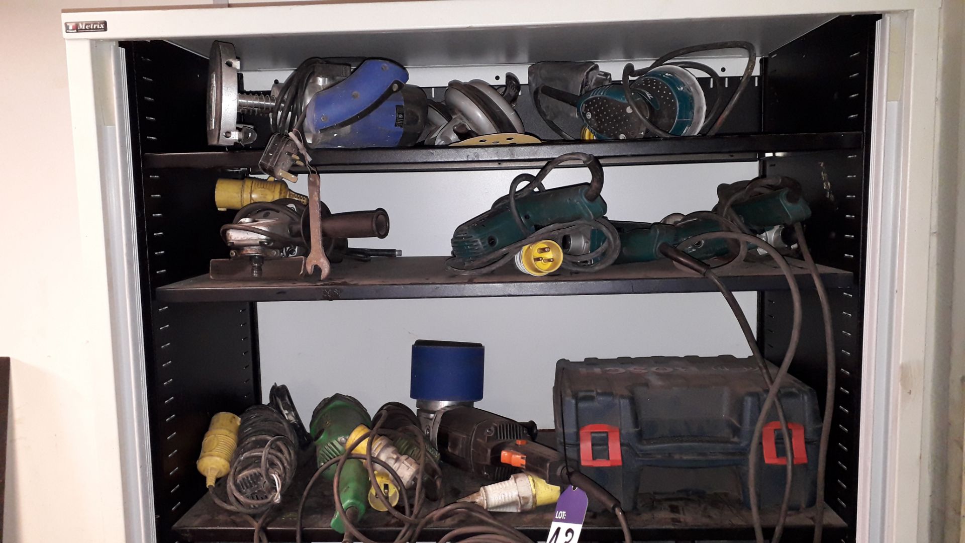 Cabinet and Contents to include Approx. 15 x Various Power Tools, Grinders, Sanders, Drill and - Image 2 of 4