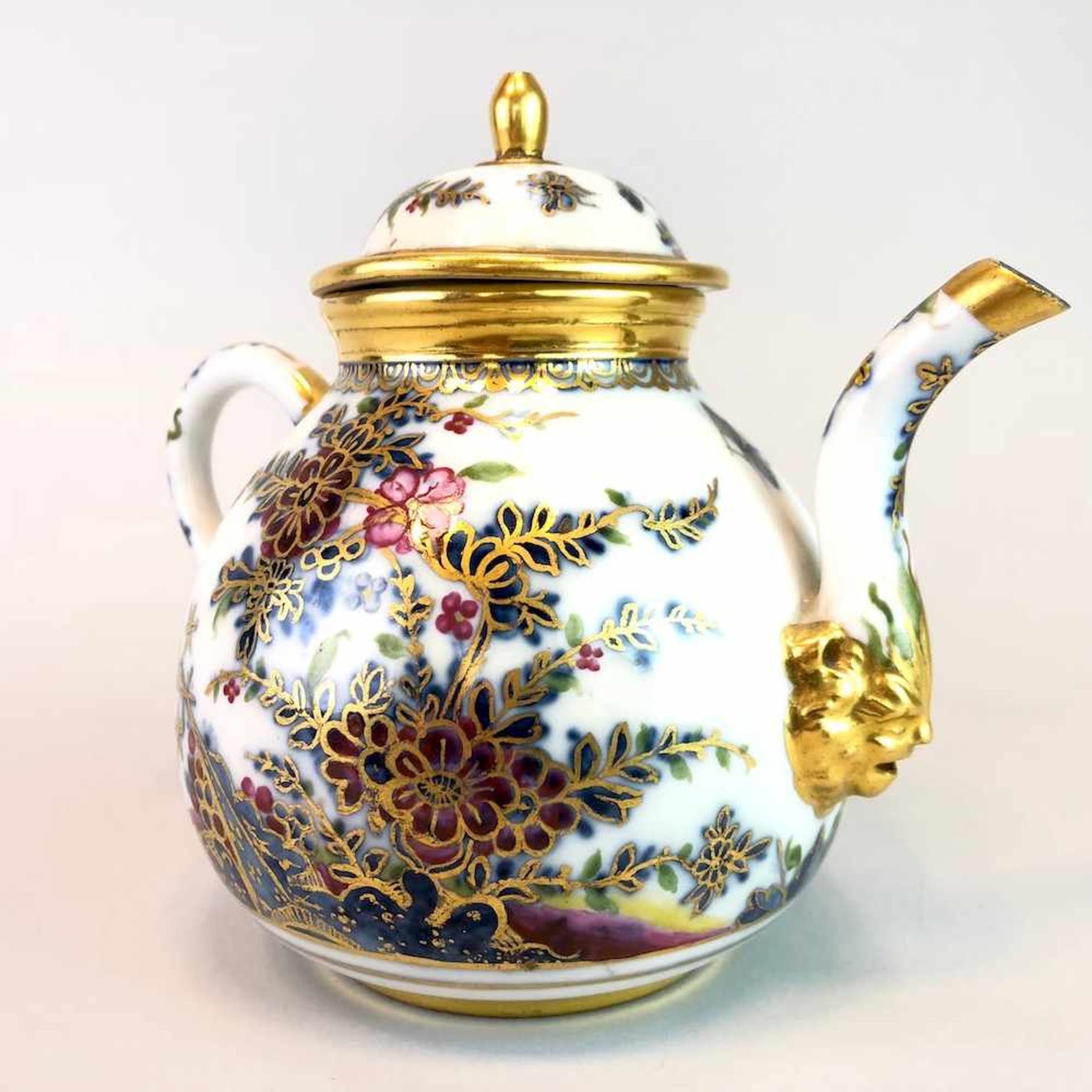 Hochbedeutende und museale Teekanne mit Maskaronausguß: Meissen Porzellan um 1725.Johann David - Bild 9 aus 10