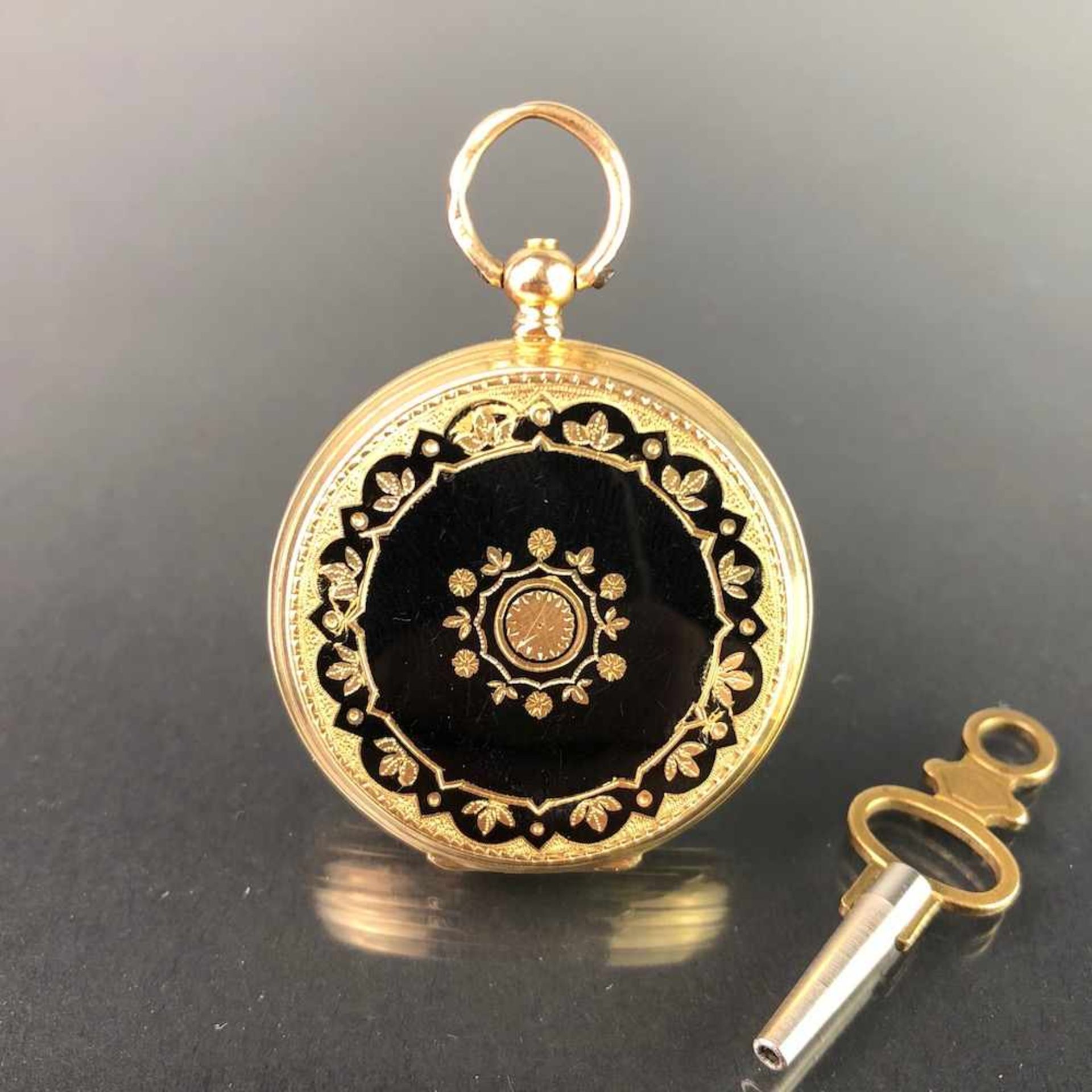 Schlüsseltaschenuhr / Frackuhr / Zylindertaschenuhr: Gelb-Gold 750, Firma Adolphe, Genf / Schweiz,