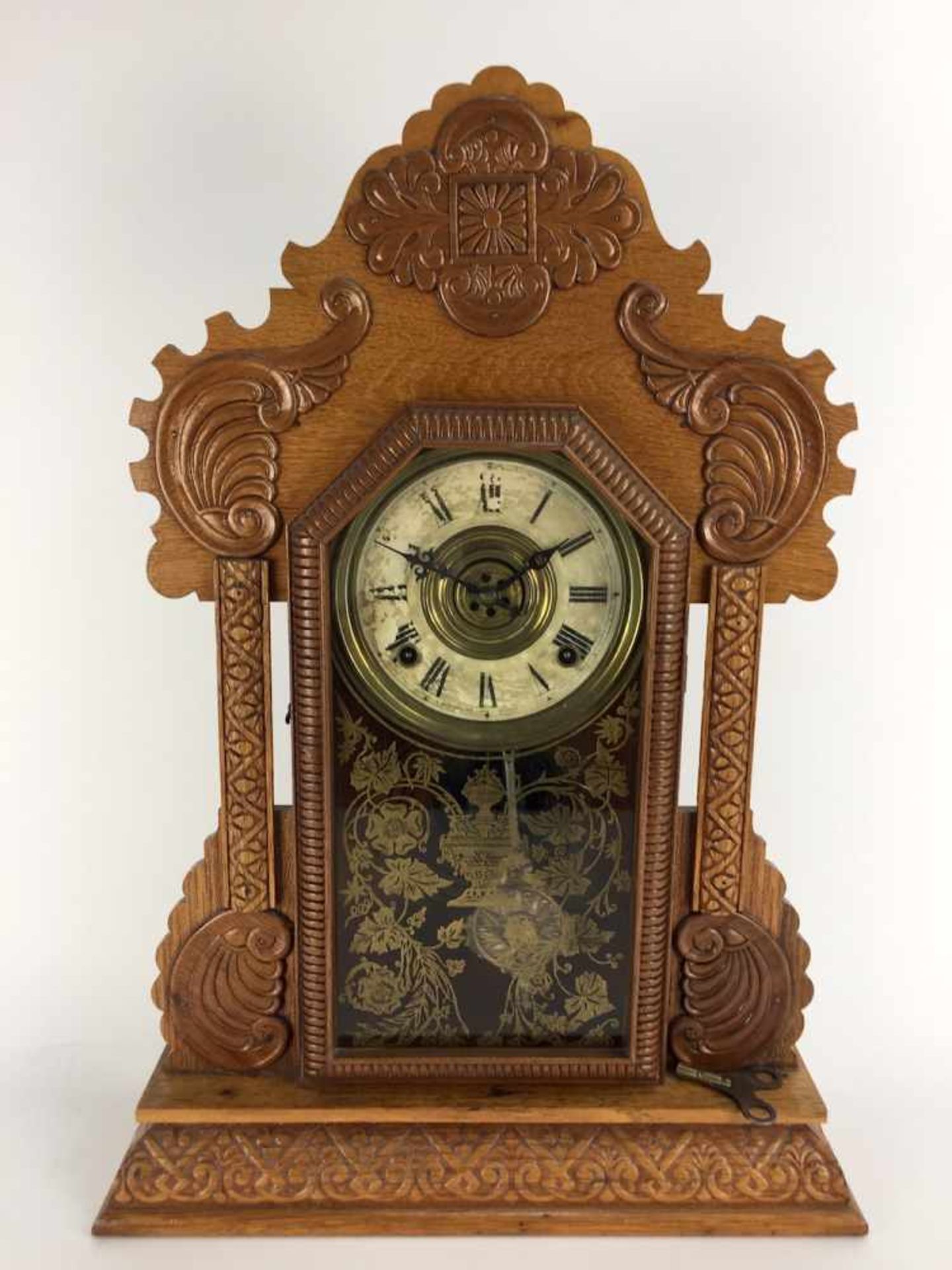 Portal-Uhr / Aufsatzuhr: Holzgehäuse, Boston manufactured by The E. Ingraham Co., um 1900, sehr