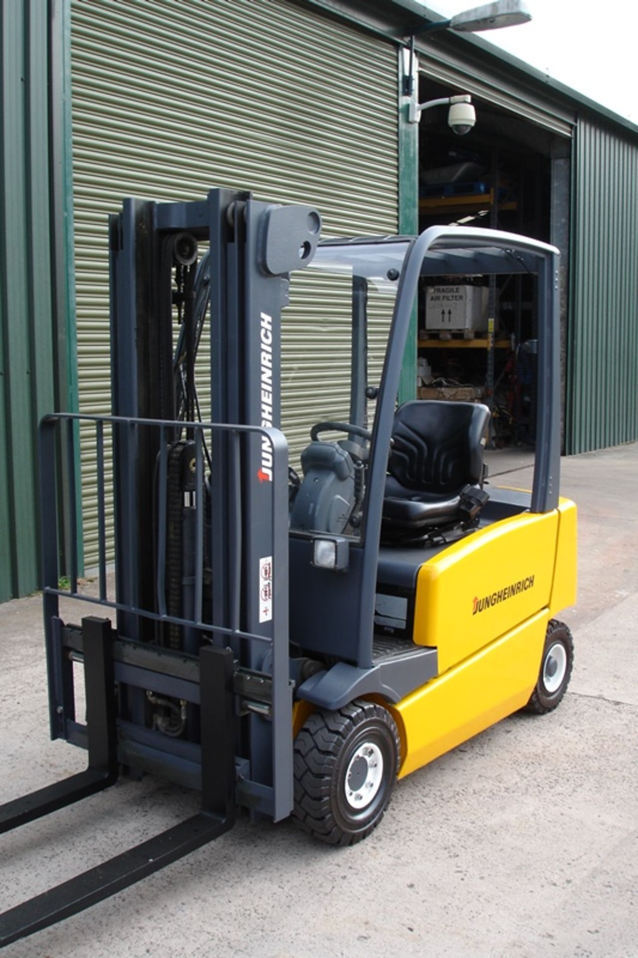 Jungheinrich 1.6 ton Forklift - Image 5 of 9