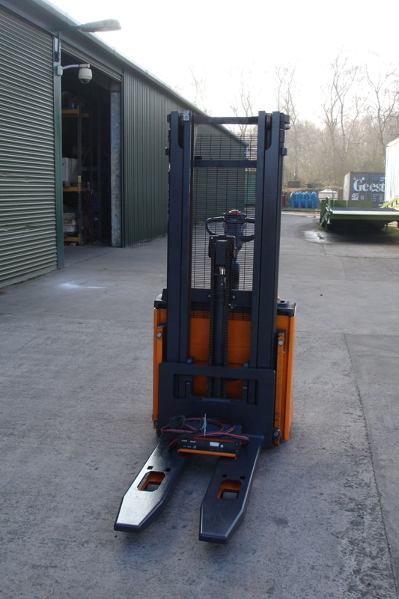 Still High Lift Pallet Mover (2013) - Image 4 of 6