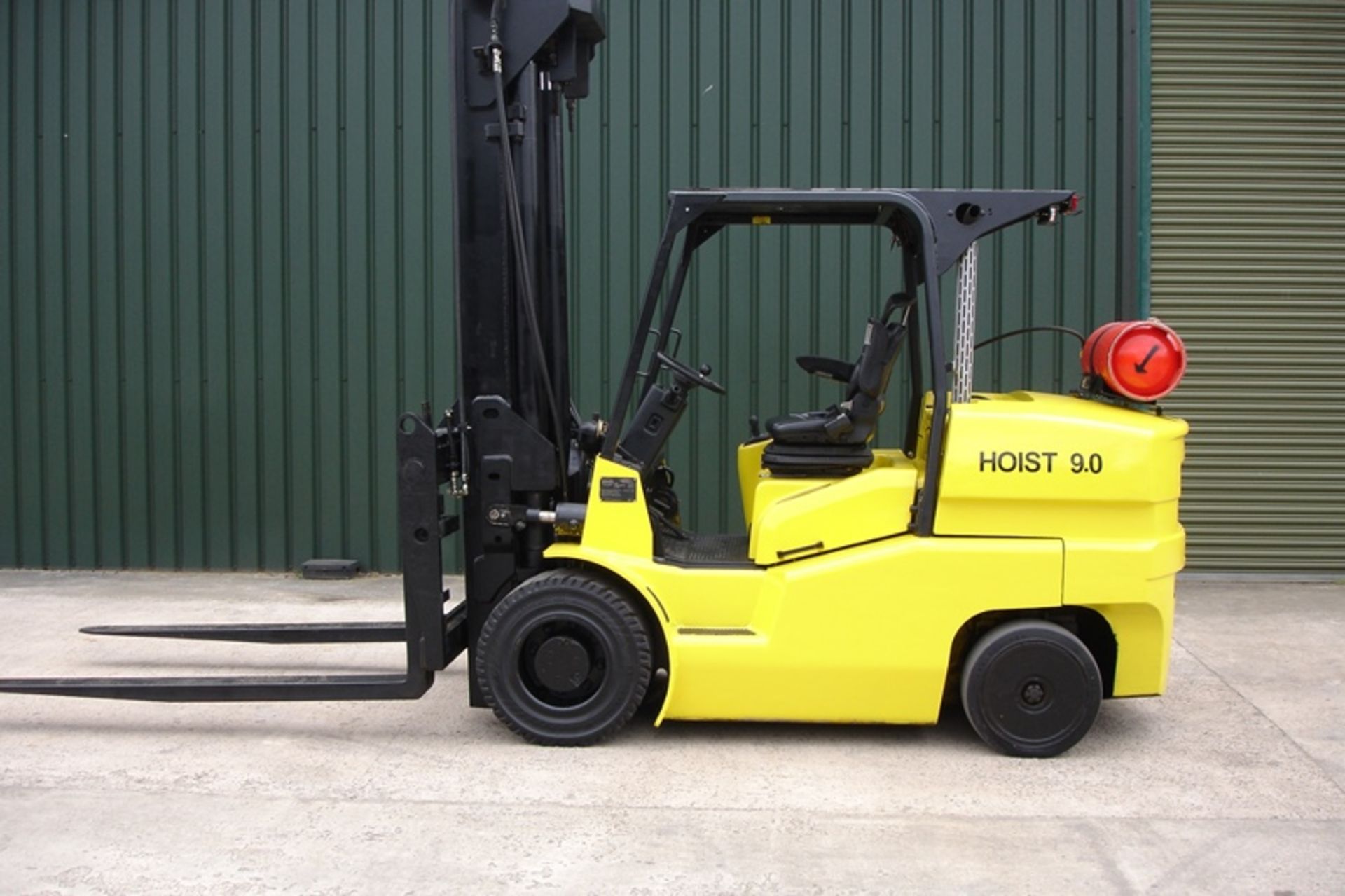 Hoist 9 Ton Compact Forklift