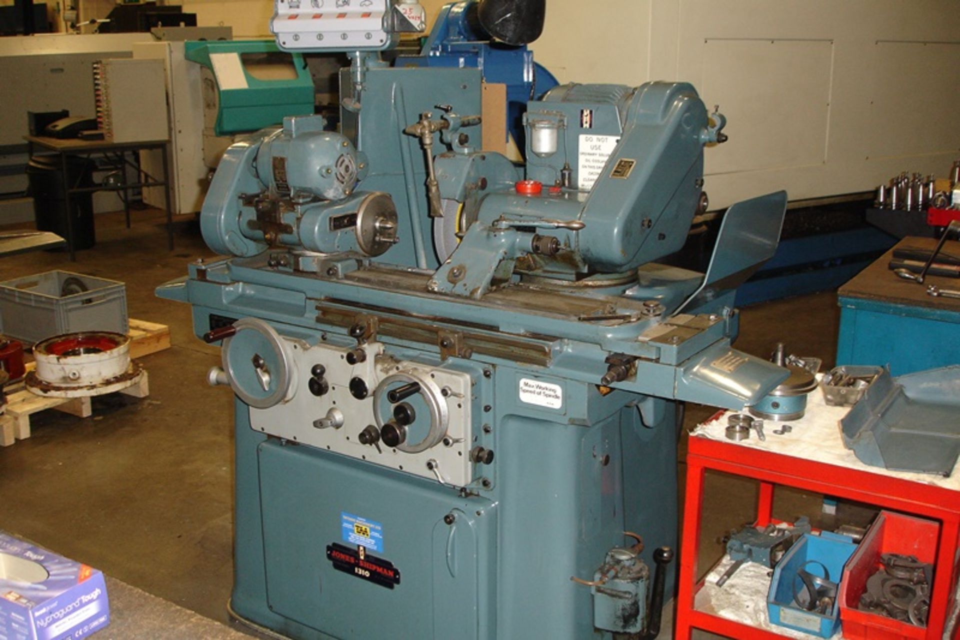 JONES & SHIPMAN 1310 UNIVERSAL GRINDER - Image 3 of 6