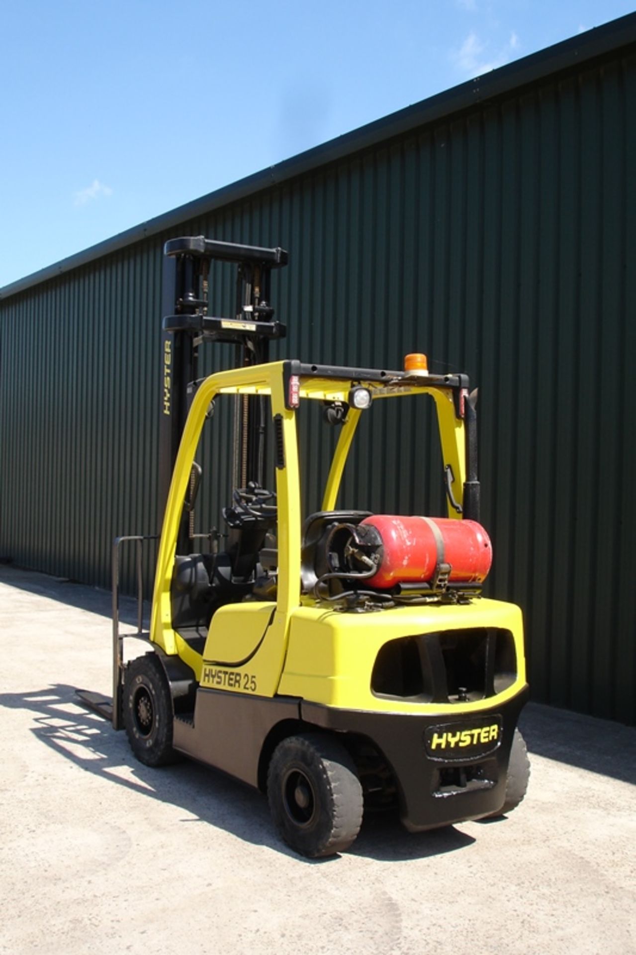 Hyster 2.5 Ton Forklift - Image 2 of 4