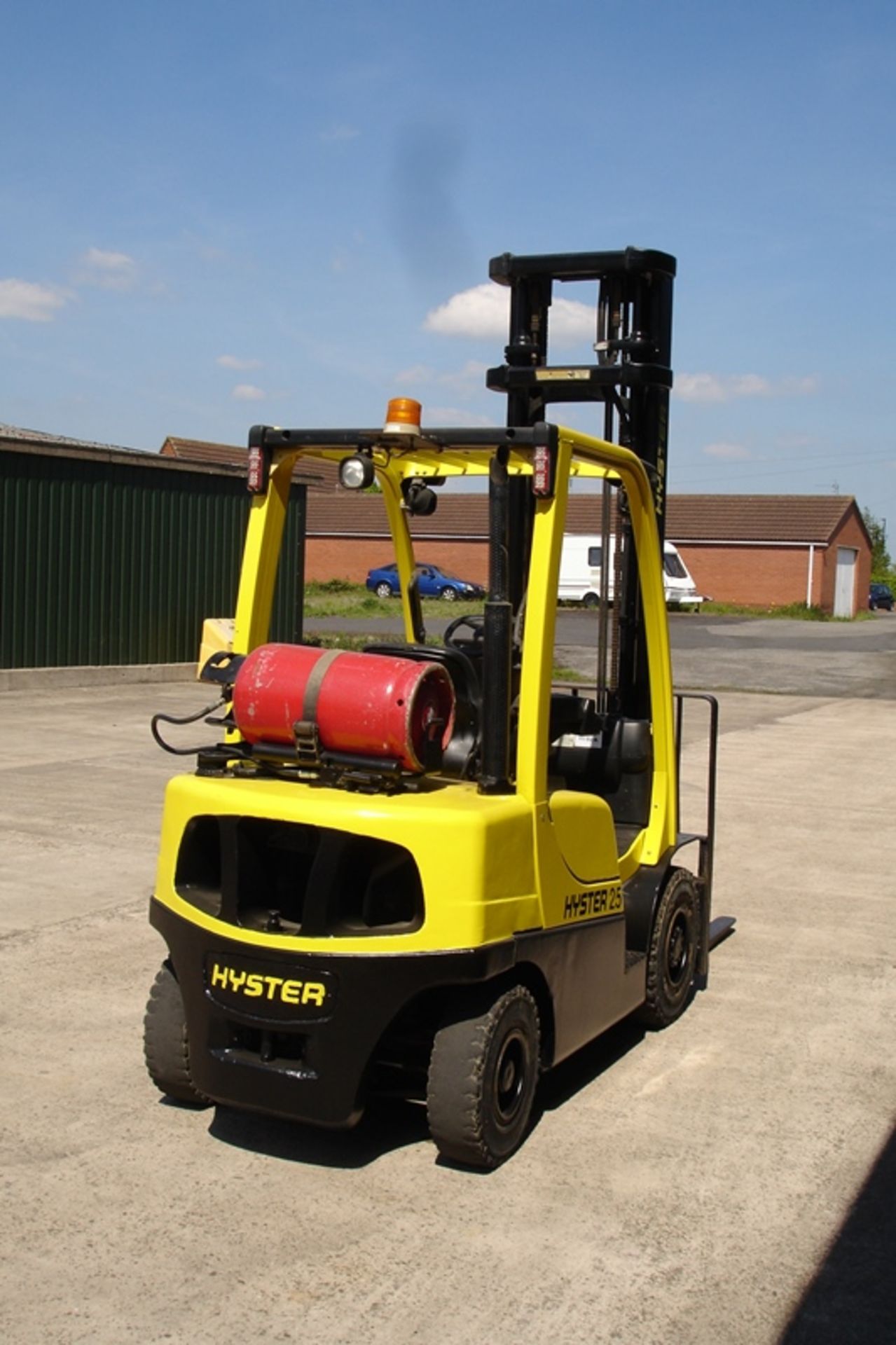 Hyster 2.5 Ton Forklift - Image 3 of 4