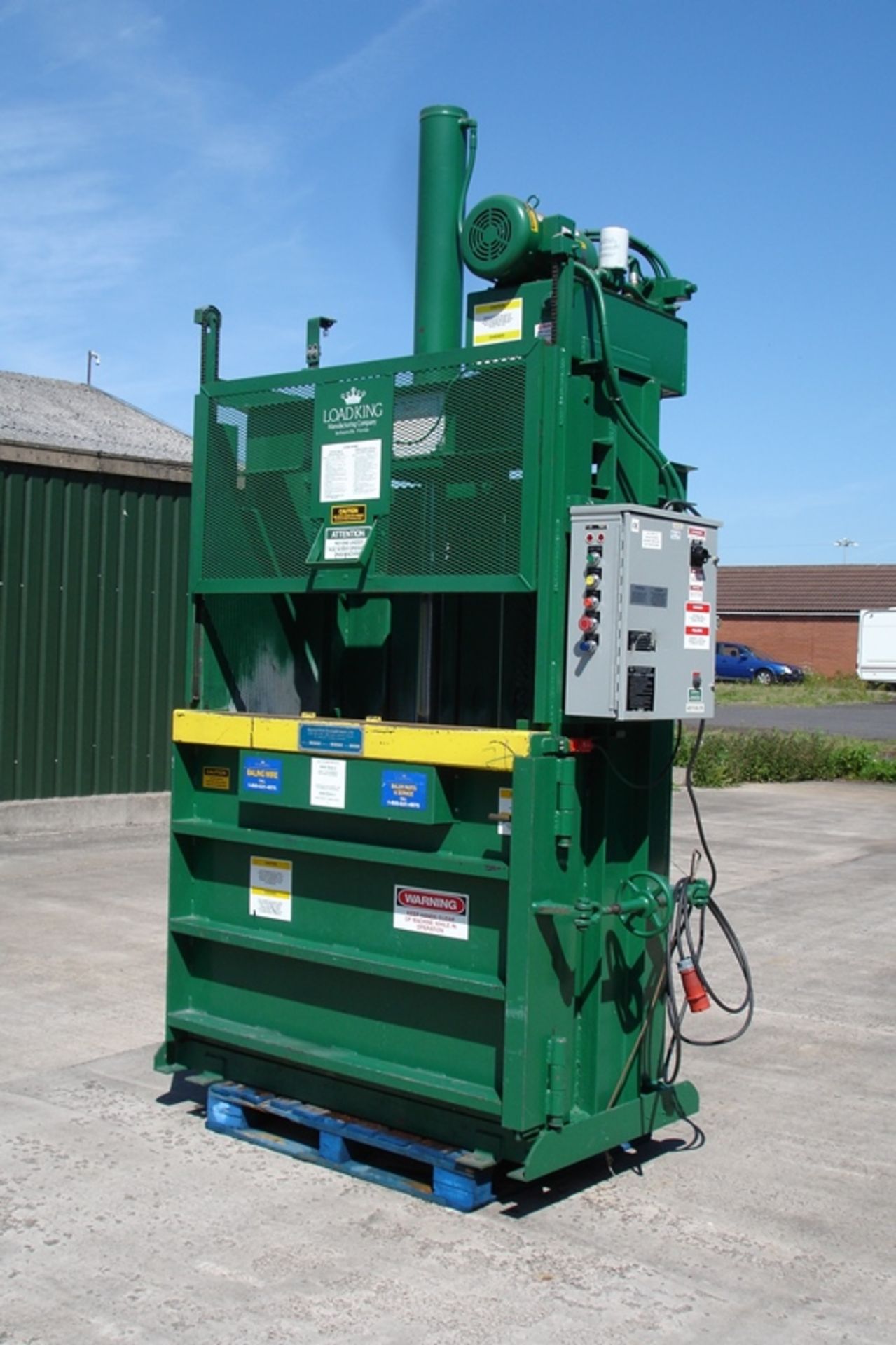 Loadking Mill Size Hydraulic Baler - Image 3 of 7