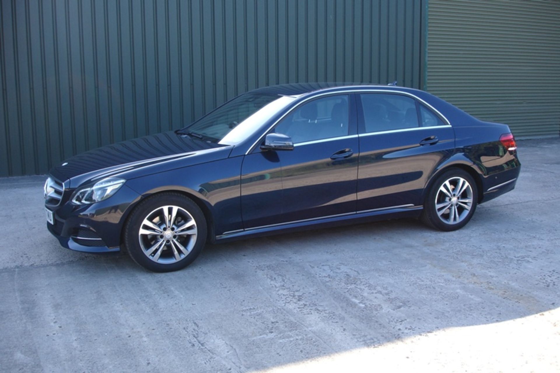 Mercedes E220 SE BLUETEC AUTO ( 2016 )