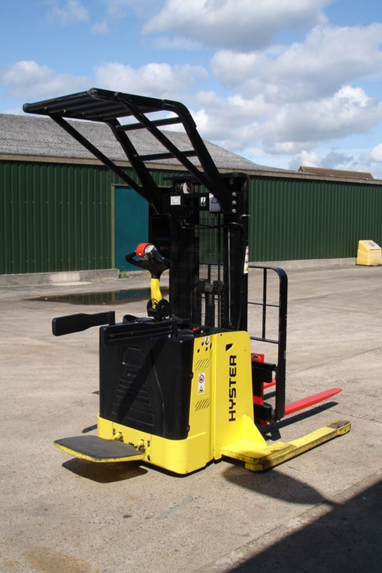 Hyster 1.5 ton Ride on Forklift (2014) - Image 3 of 6