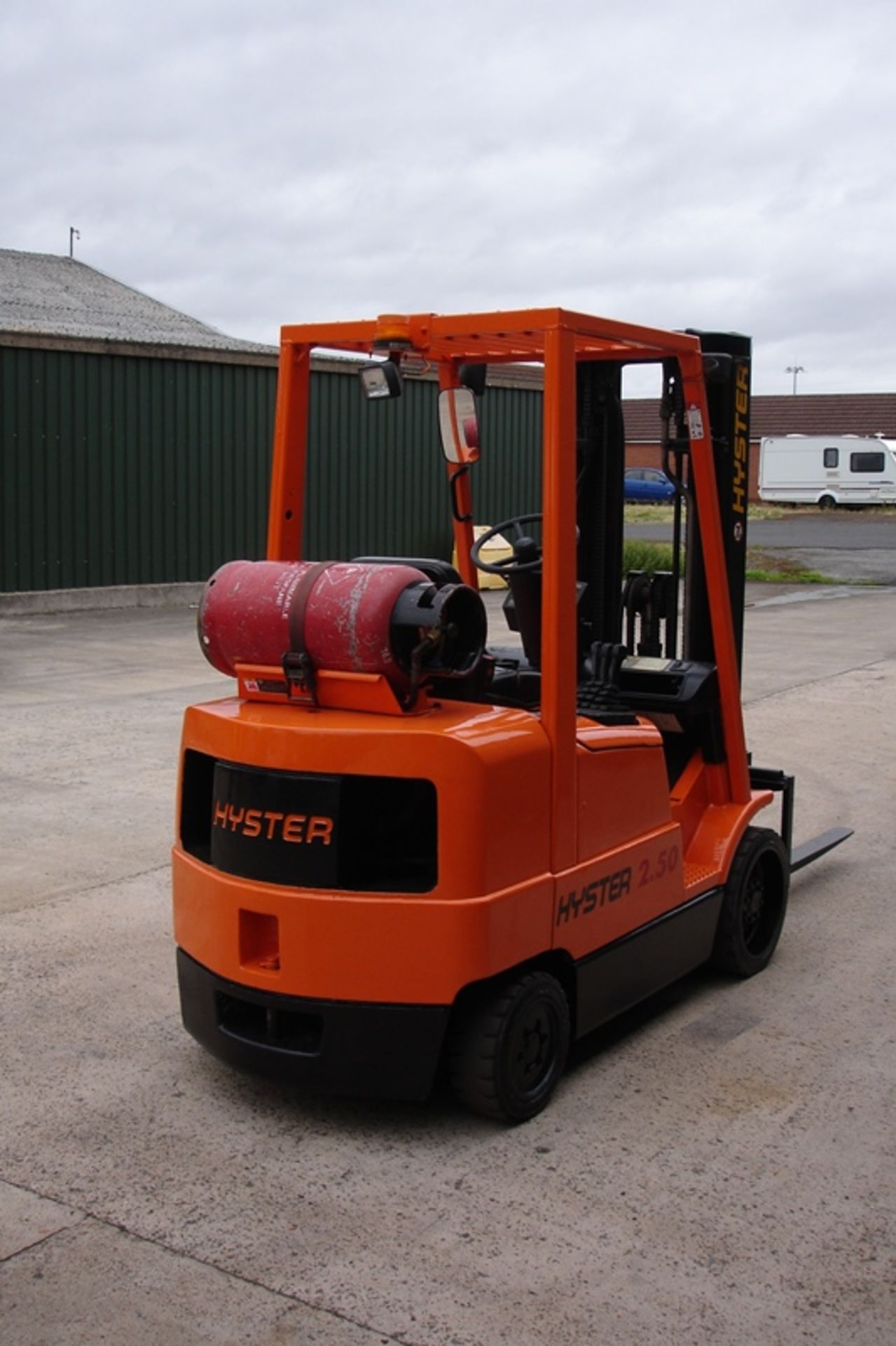 Hyster 2.5 Ton Compact Forklift - Image 3 of 7