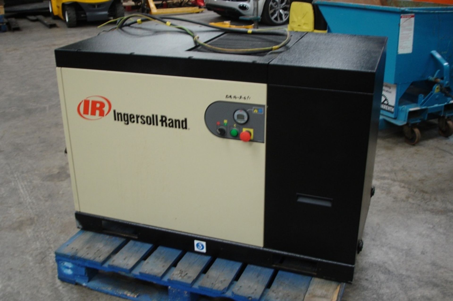 Ingersoll Rand Unigy Screw Compressor