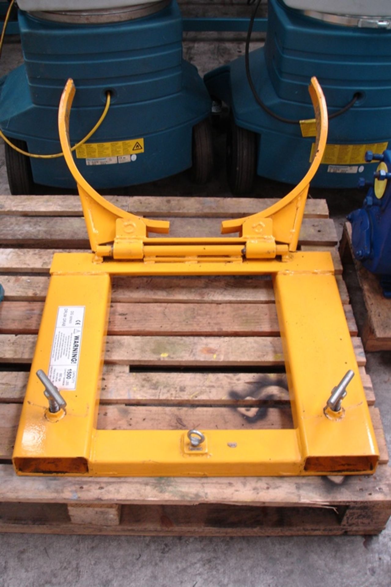 Barrel Clamp Forklift Attachment