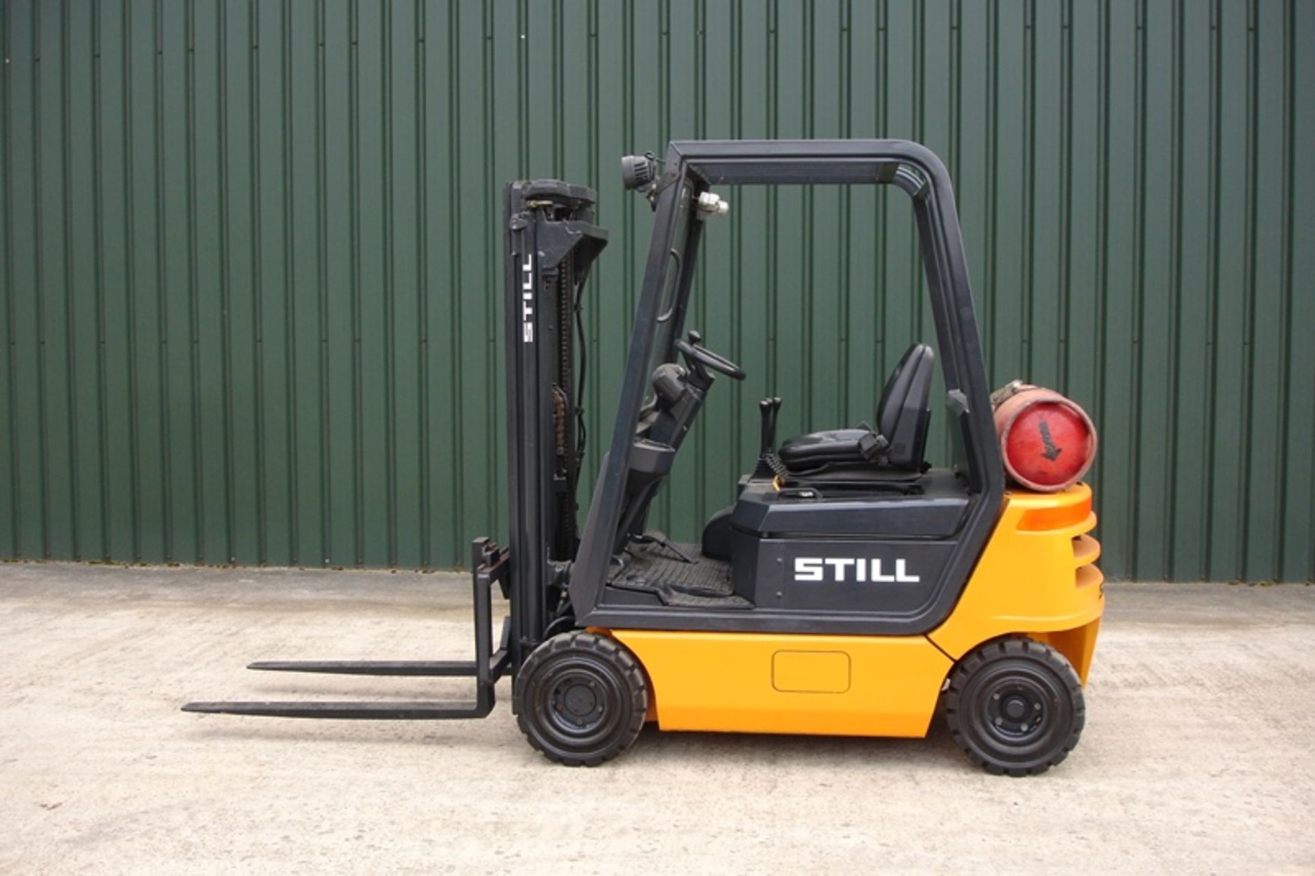 Still 1.6 Ton Forklift