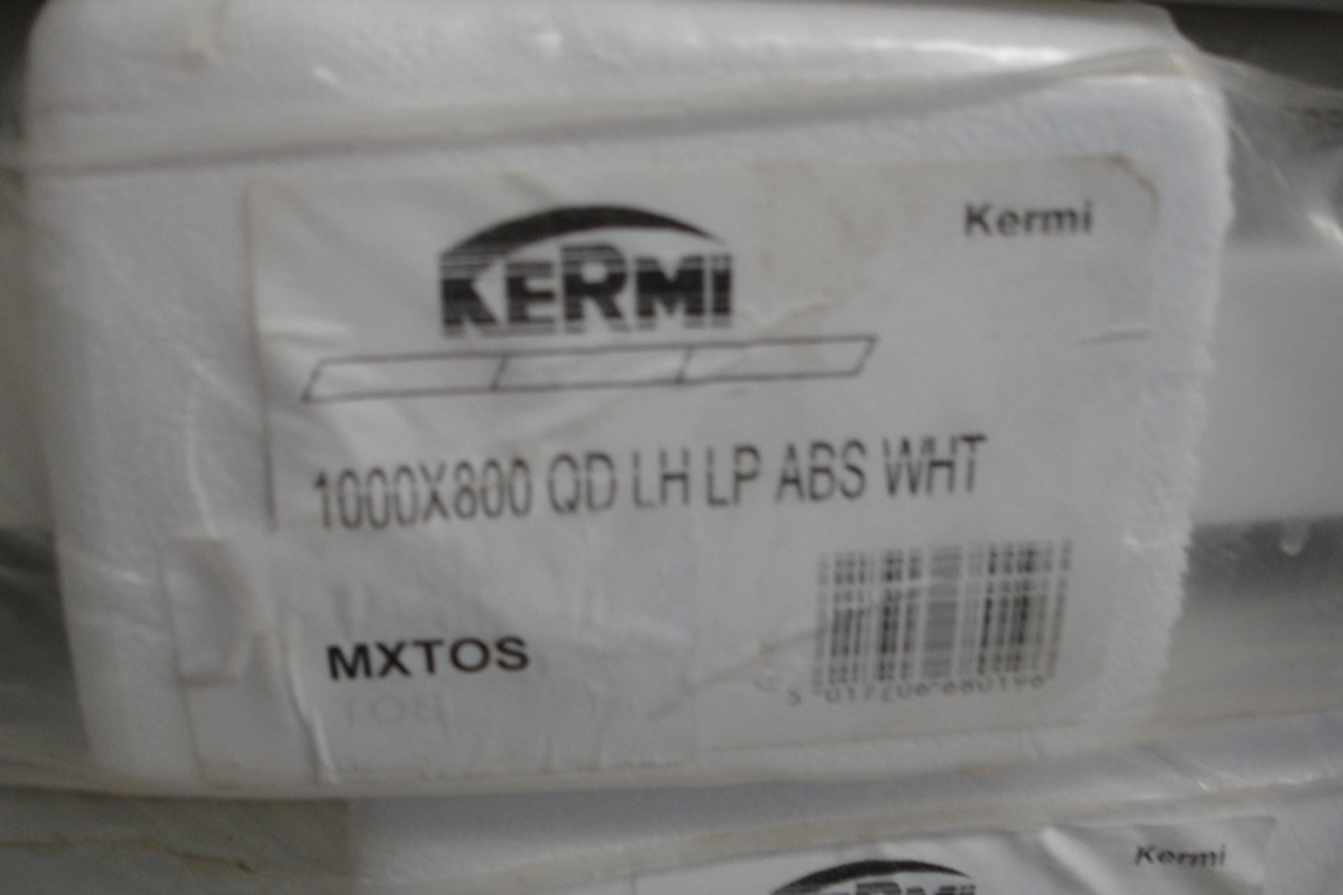 10 x new Kermi 1000 x 800 Quadrant Slimline White Stone Shower Trays - Image 3 of 4
