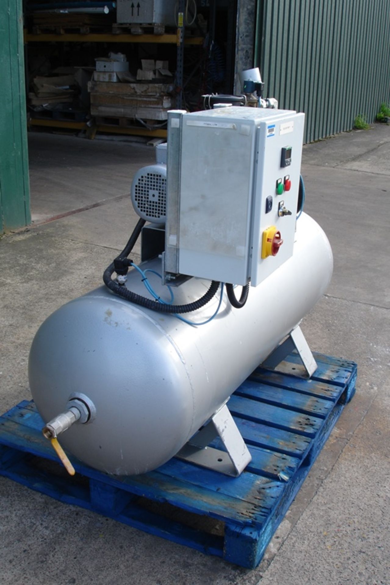 Busch Tank Mounted Vacuum Pump - Image 4 of 4