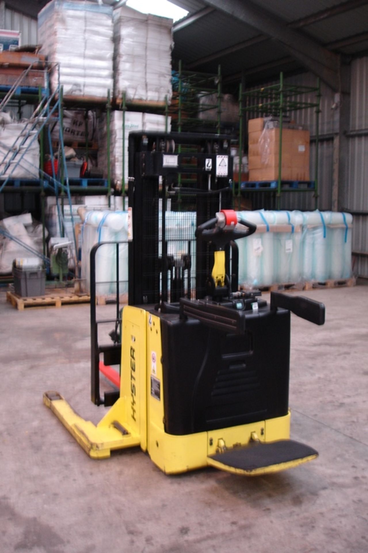 Hyster 1.5 ton Ride on Forklift (2014) - Image 2 of 5