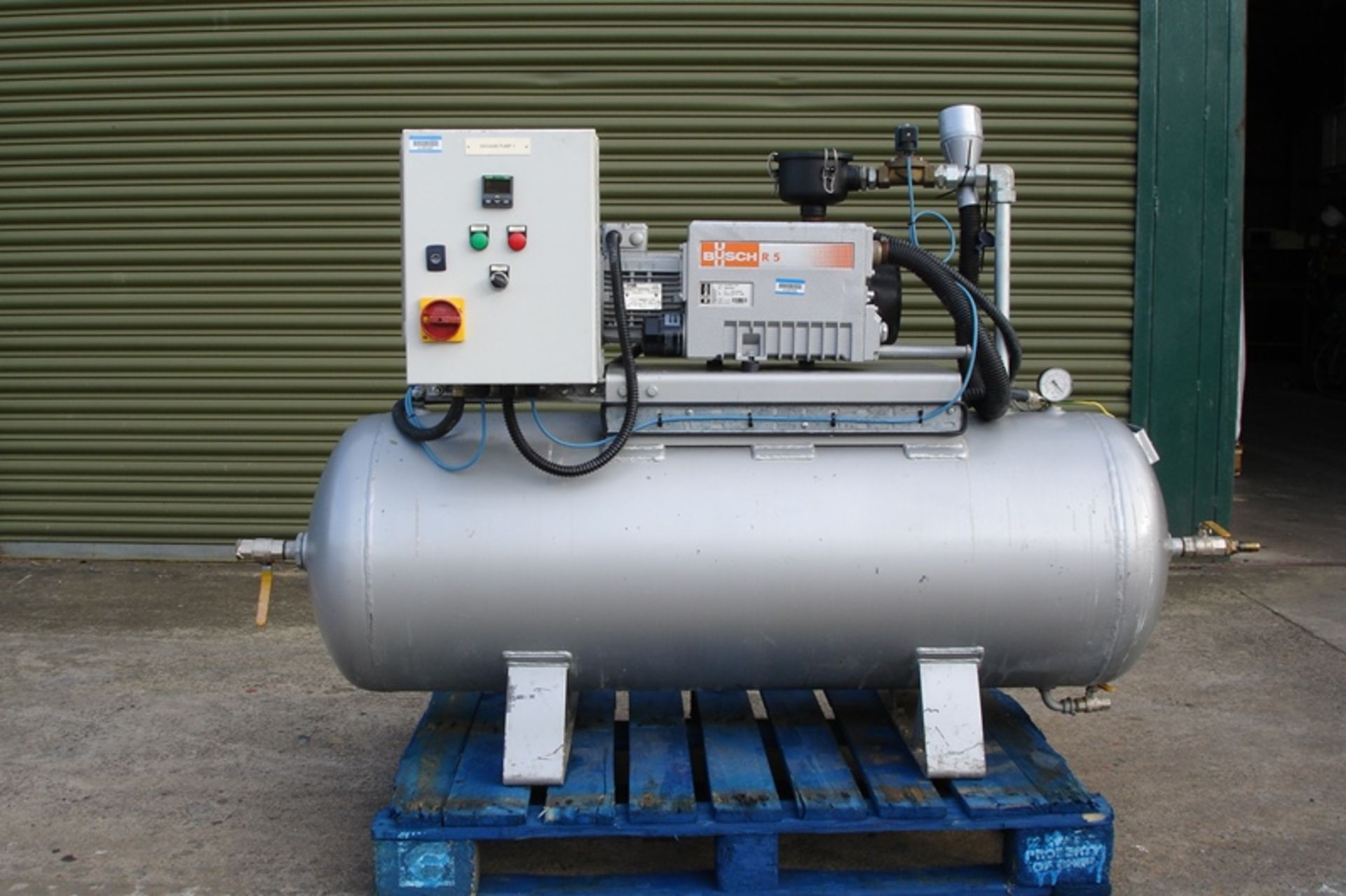 Busch Tank Mounted Vacuum Pump