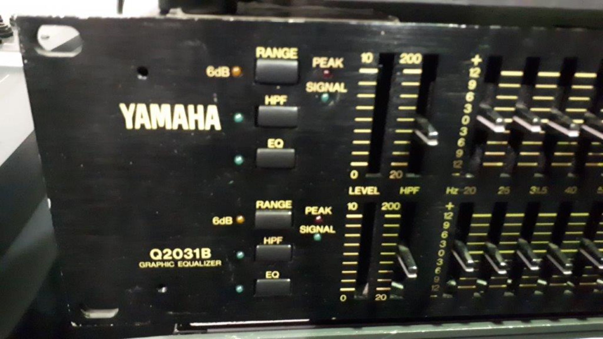 EQ audio Yamaha Q2031B - Image 2 of 2