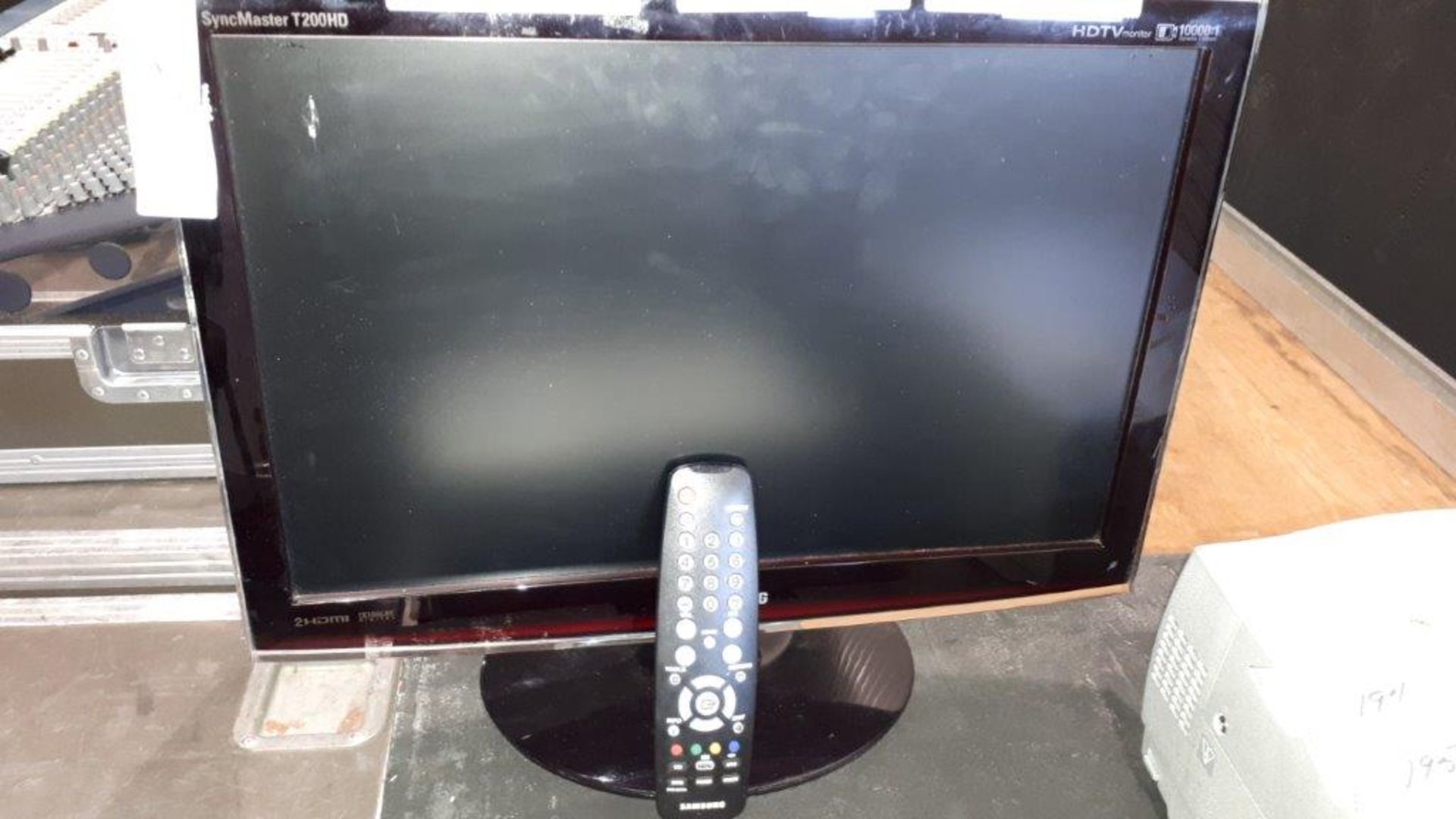 Moniteur / Télévision LCD 20" HD Samsung T200HD