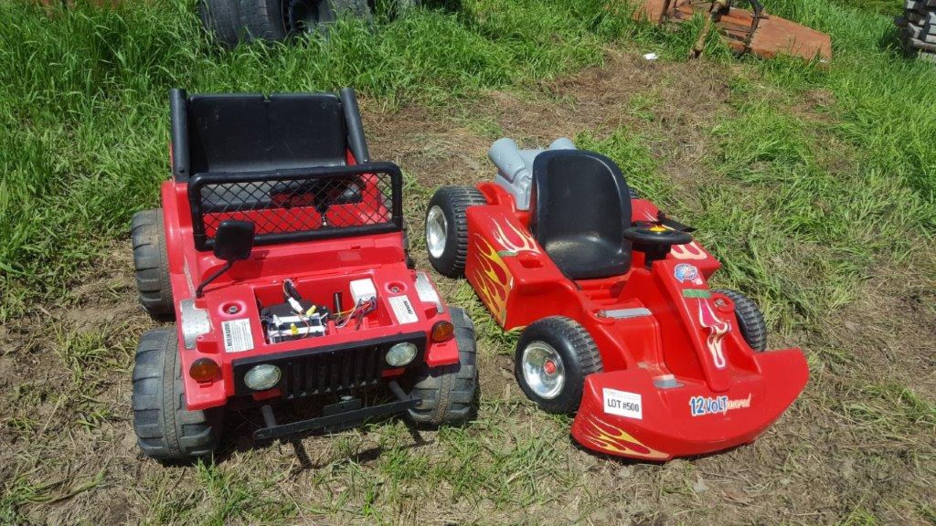 lot of 2 kids electric vehicle