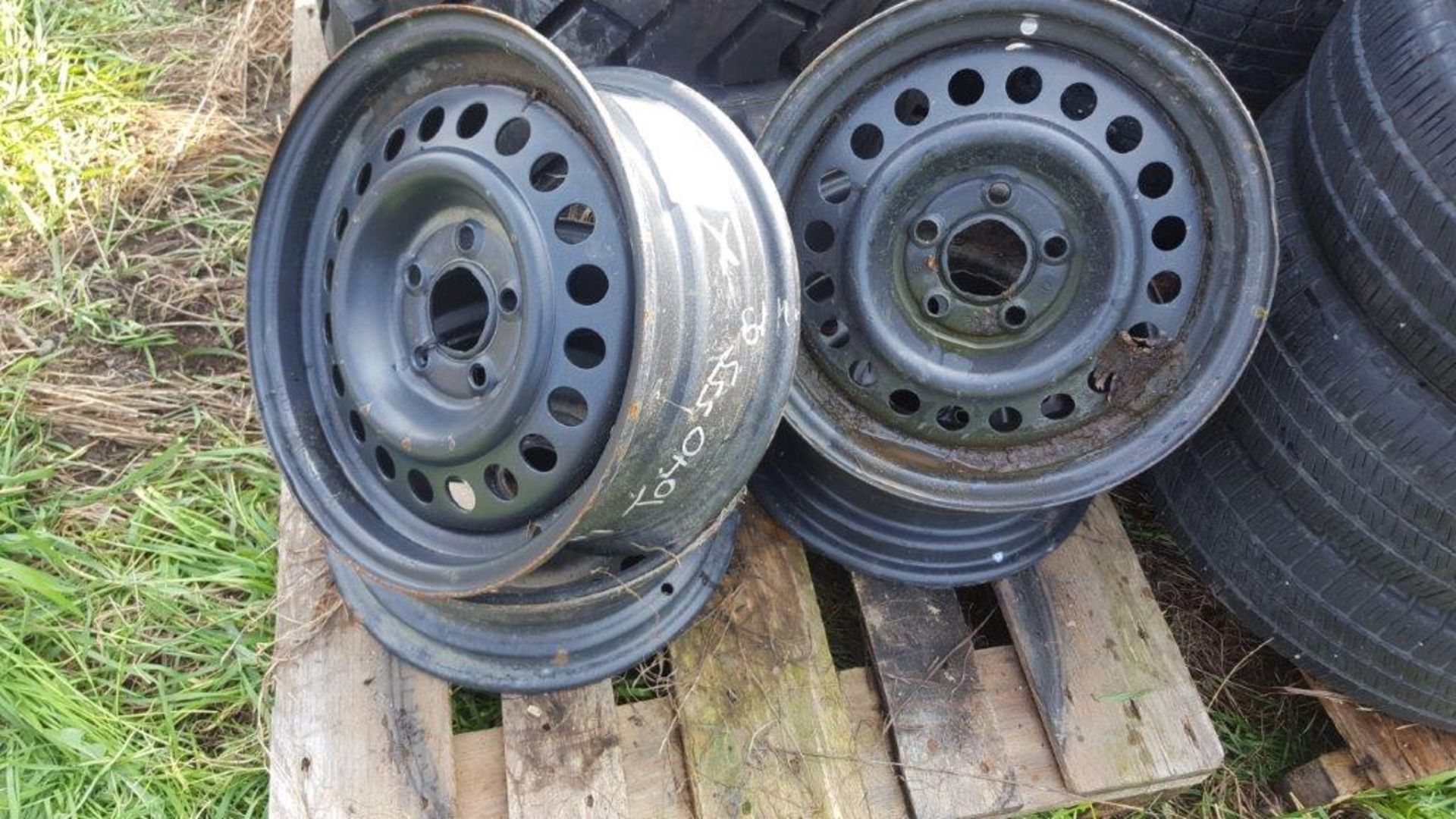 lot of 4 rims, 14 inches