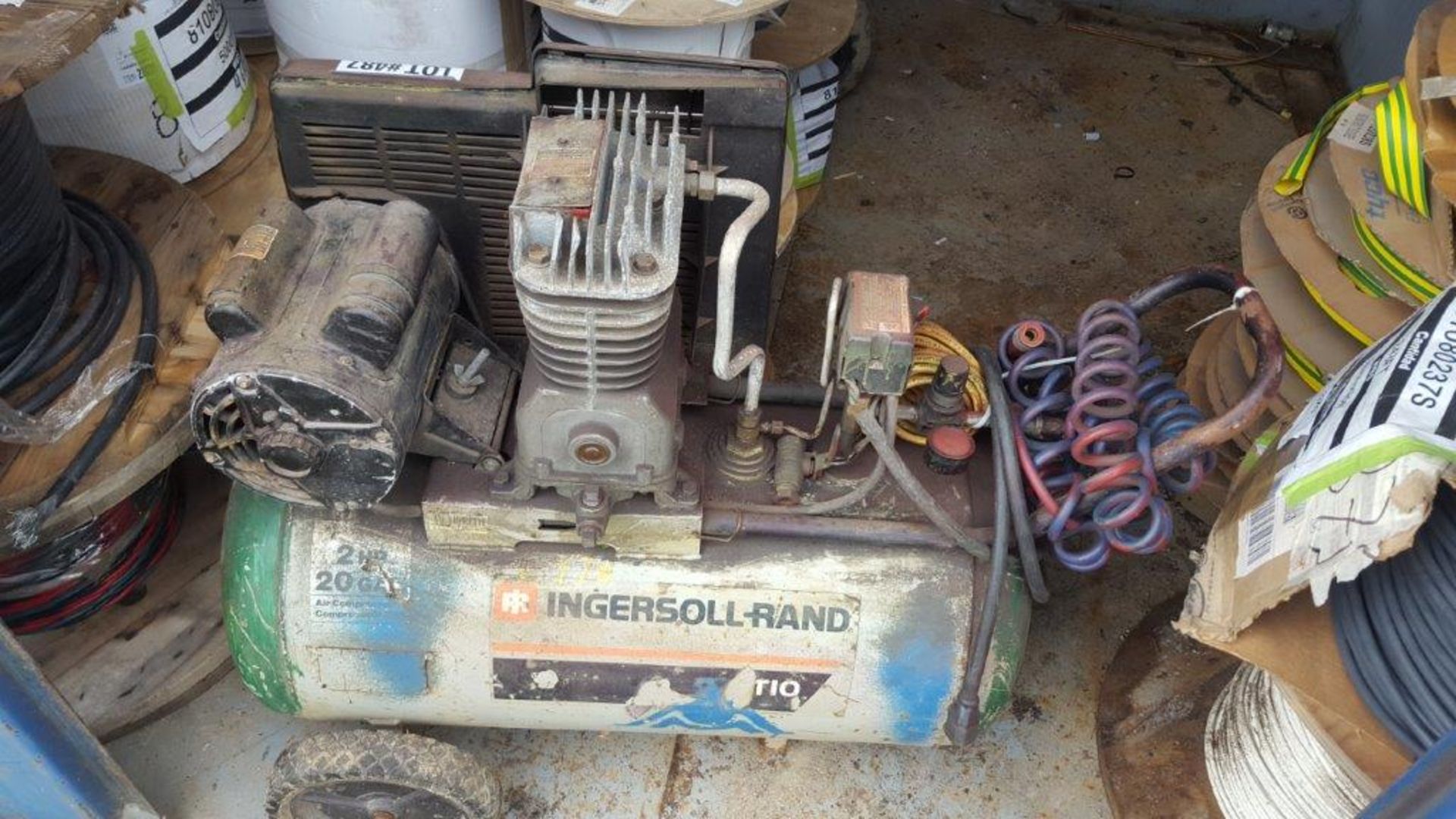 Ingersoll Rand 2HP air compressor