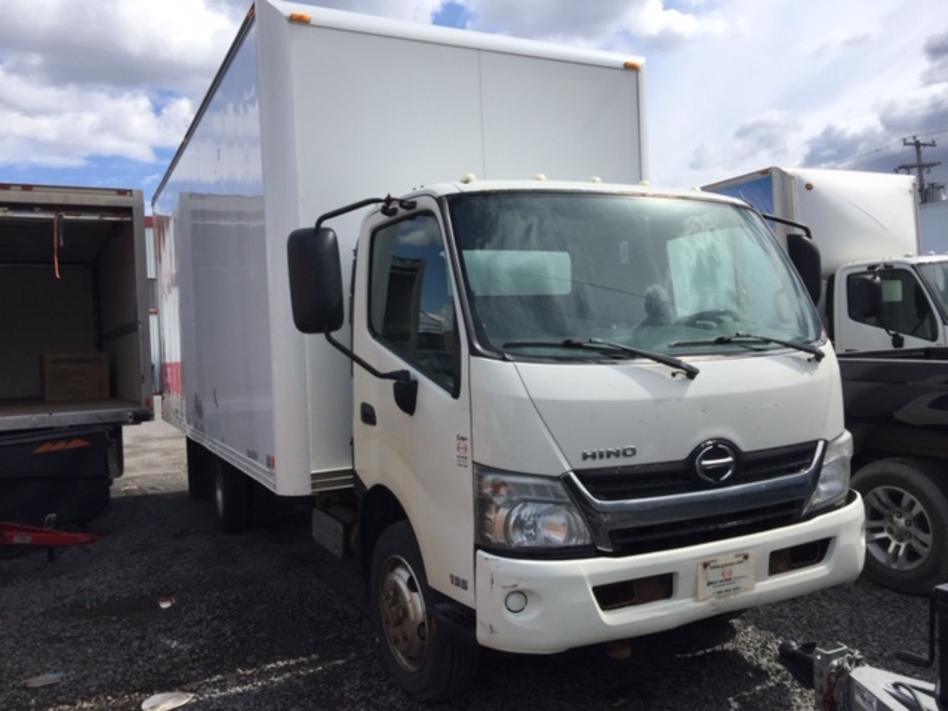 HINO Truck mod: 195, 2013, sn: JHHSDL2H0DK001528, (see photos for details) - Bild 2 aus 8