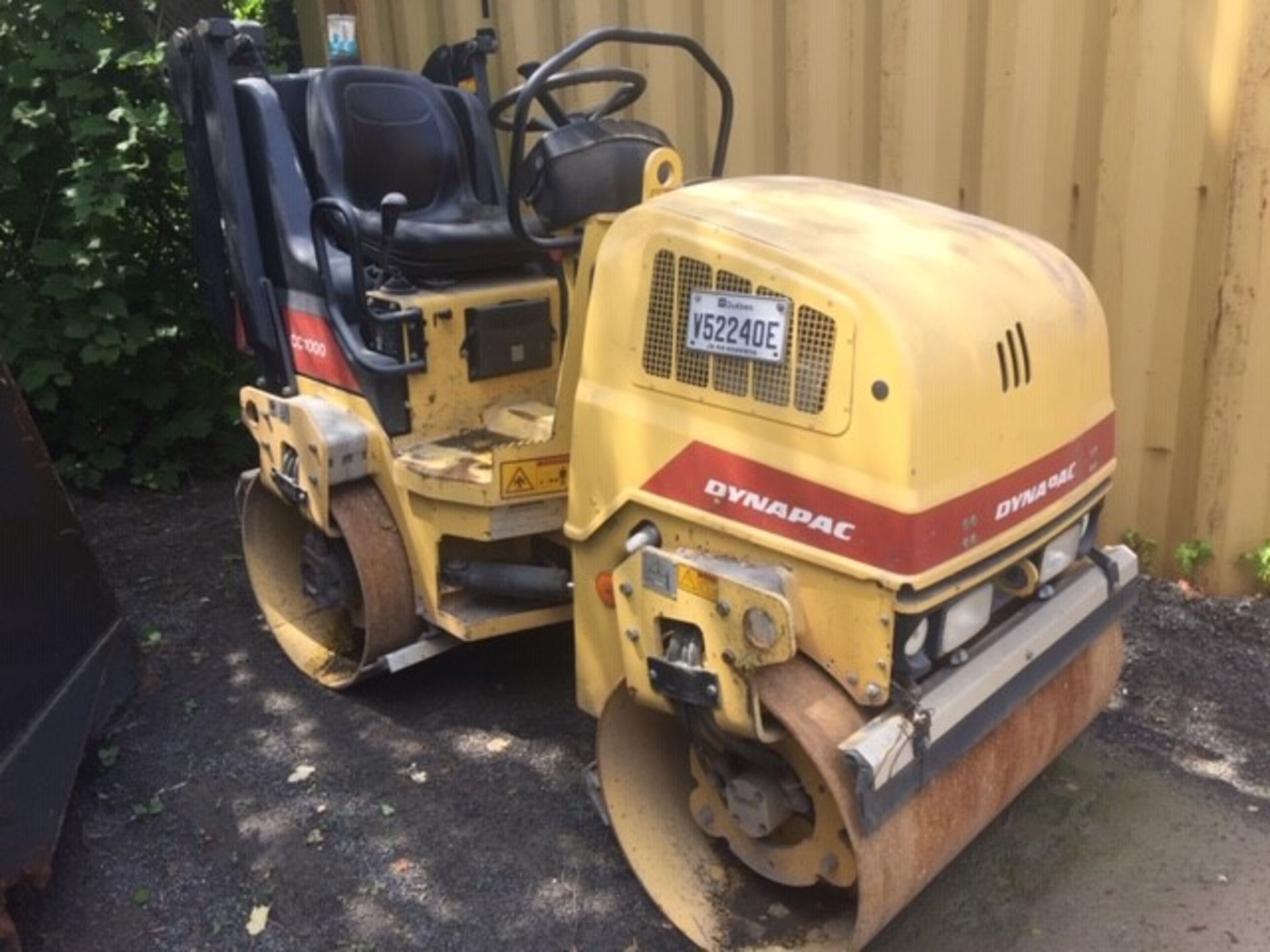 DYNAPAC Roller/Compactor, mod: CC10000, 2010 (see photos for details)