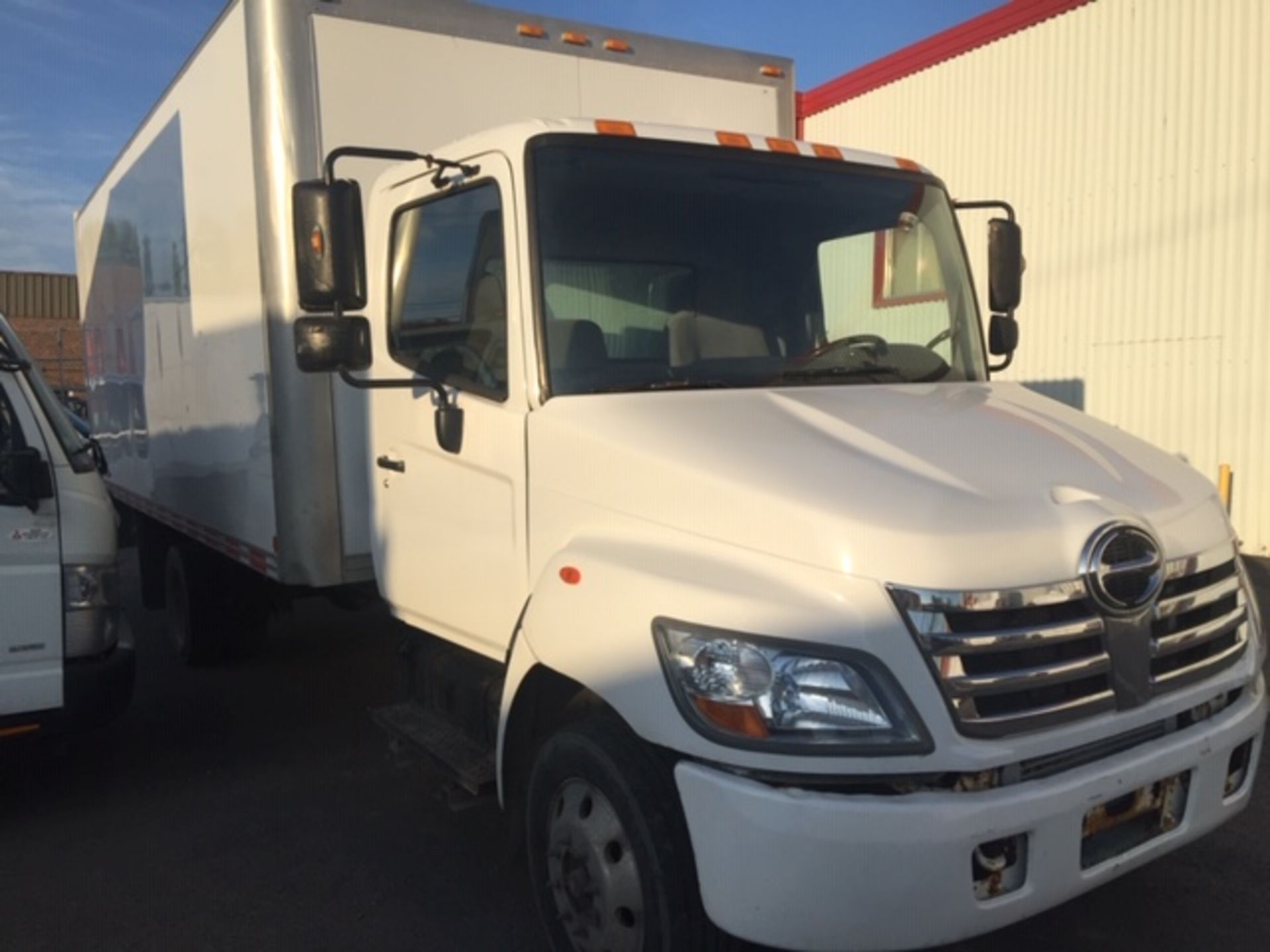 HINO Truck, mod: 185, 2008, sn: 2AYNC6JM083512024, (see photos for details) - Bild 2 aus 9