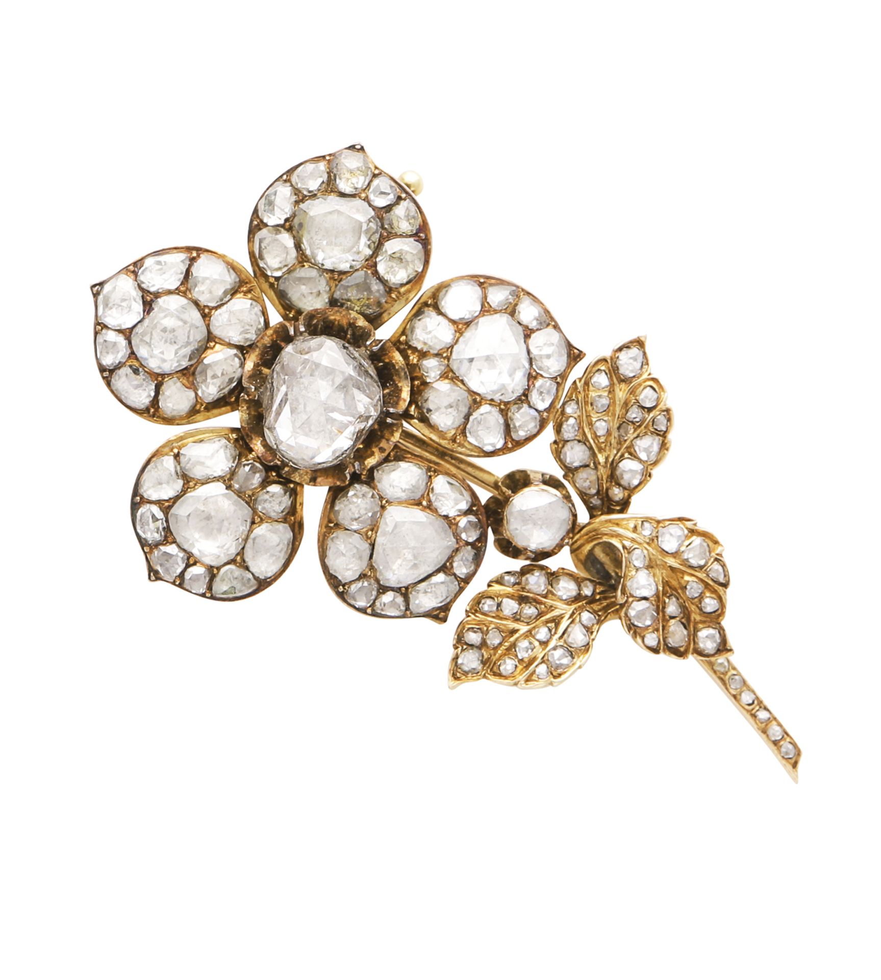 AN ANTIQUE DIAMOND FLOWER BROOCH, 19TH CENTURY in yellow gold and silver, designed as a flower,