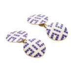 A PAIR OF VINTAGE ENAMELLED CUFFLINKS in 18ct yellow gold, each formed of two circular links with