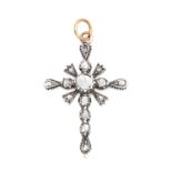 AN ANTIQUE DIAMOND CRUCIFIX / CROSS PENDANT, EARLY 19TH CENTURY OR LATER in yellow gold and