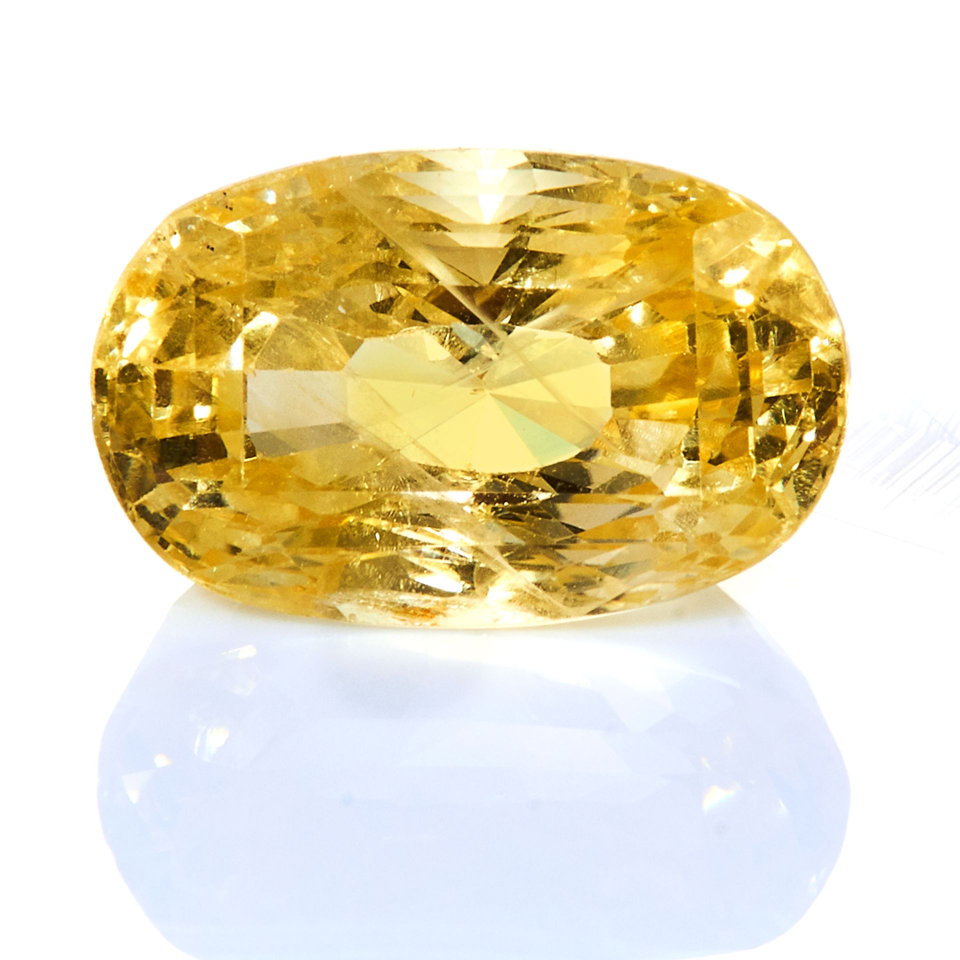 A CEYLON NO HEAT YELLOW SAPPHIRE 12.40 CARATS mixed oval cut, no heat treatment, origin Ceylon.