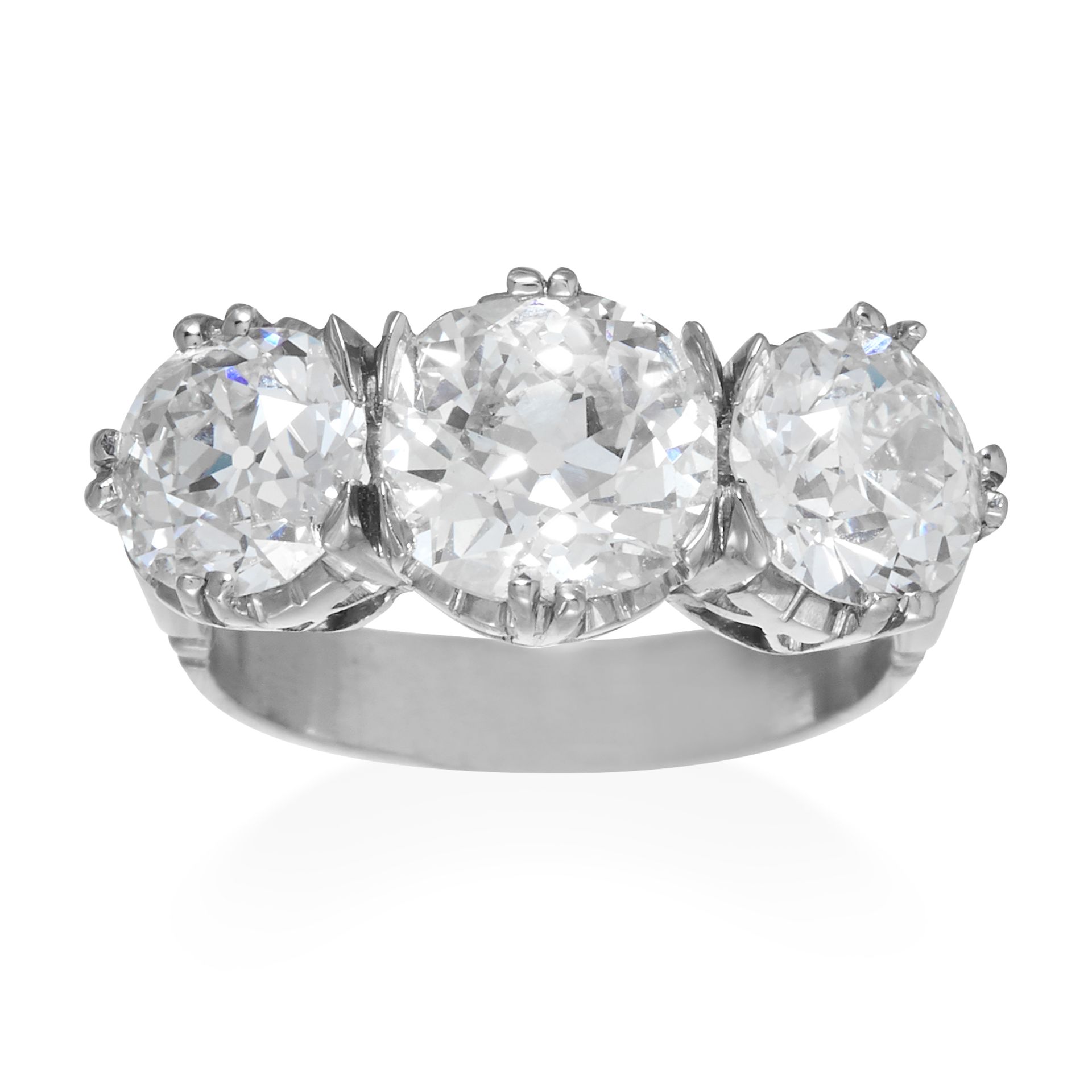 AN ANTIQUE 5.50 CARAT DIAMOND THREE STONE RING in platinum or white gold, set with three graduated