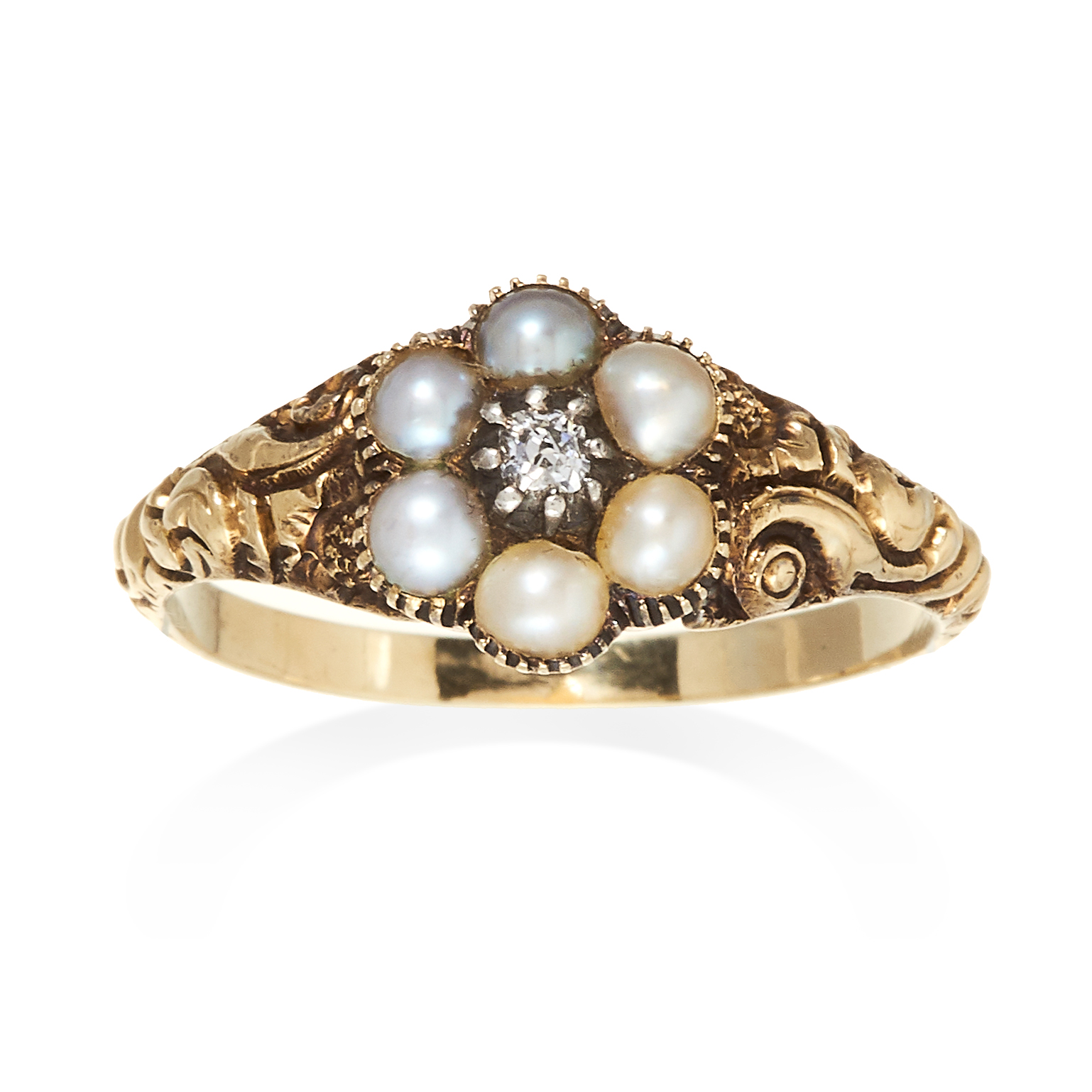 AN ANTIQUE PEARL AND DIAMOND FLOWER RING, 19TH CENTURY in high carat yellow gold, set with a central