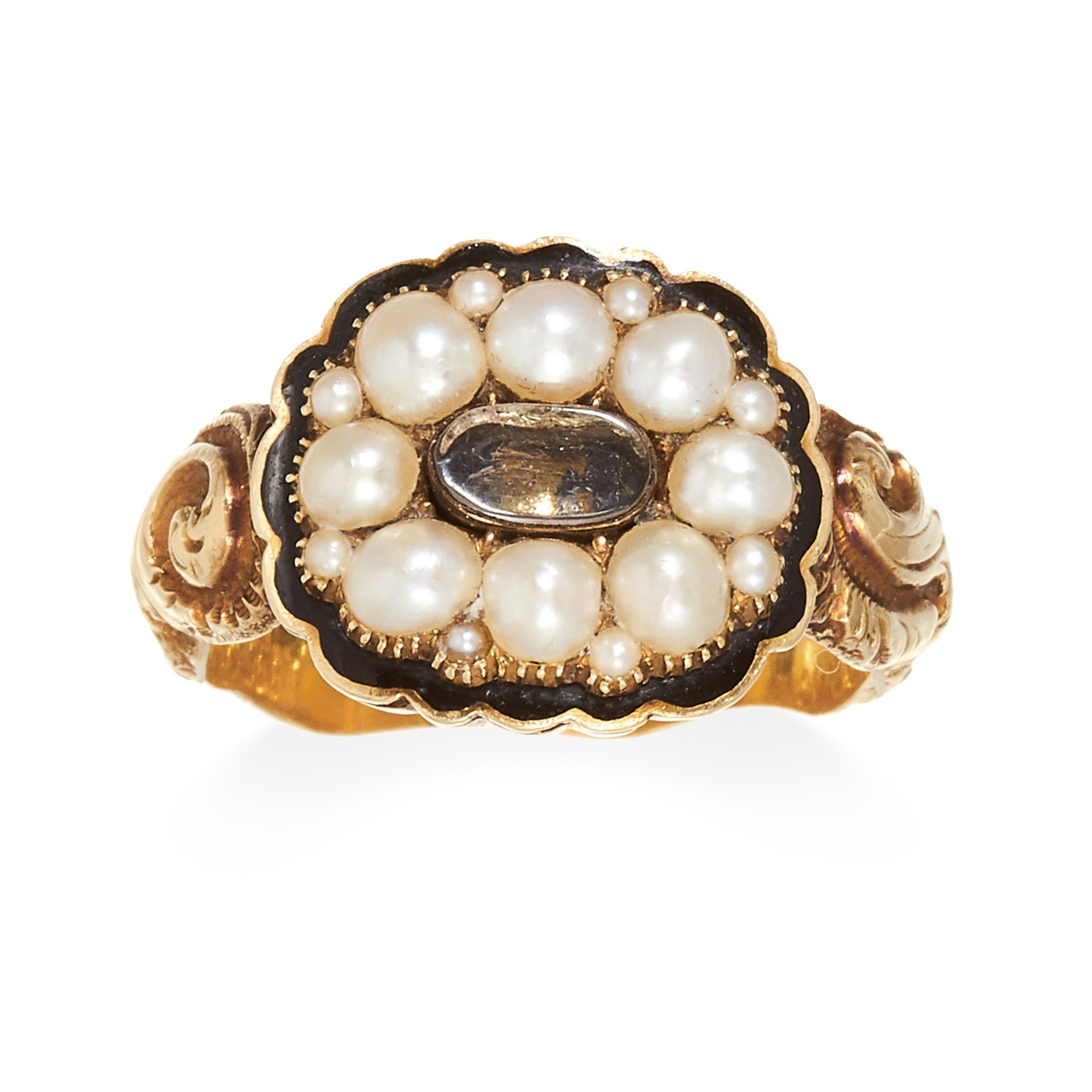 AN ANTIQUE ENAMEL AND PEARL MOURNING RING in 18ct carat yellow gold, the central woven hairwork