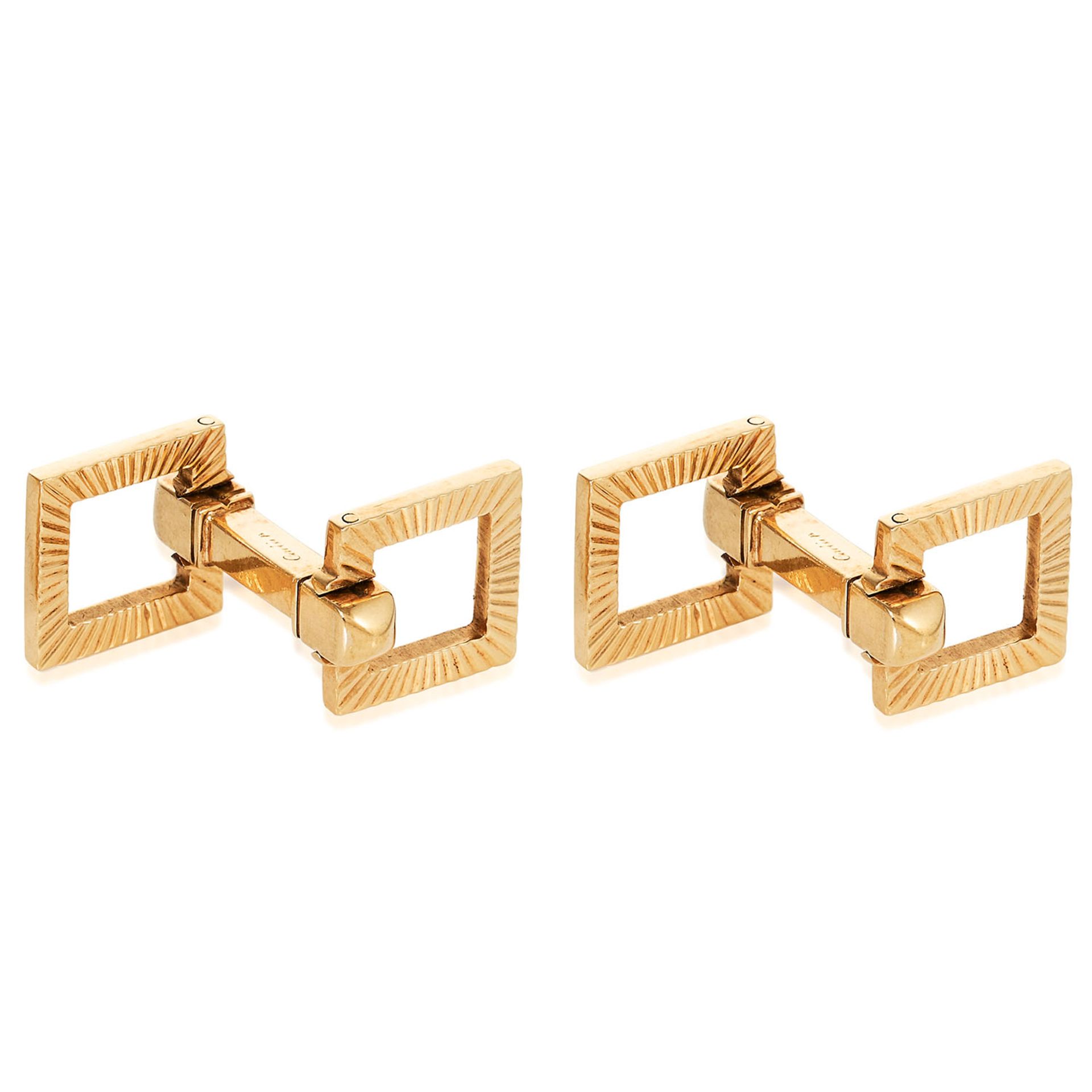 A PAIR OF VINTAGE CUFFLINKS, CARTIER in 18ct yellow gold, with textured square links connected by