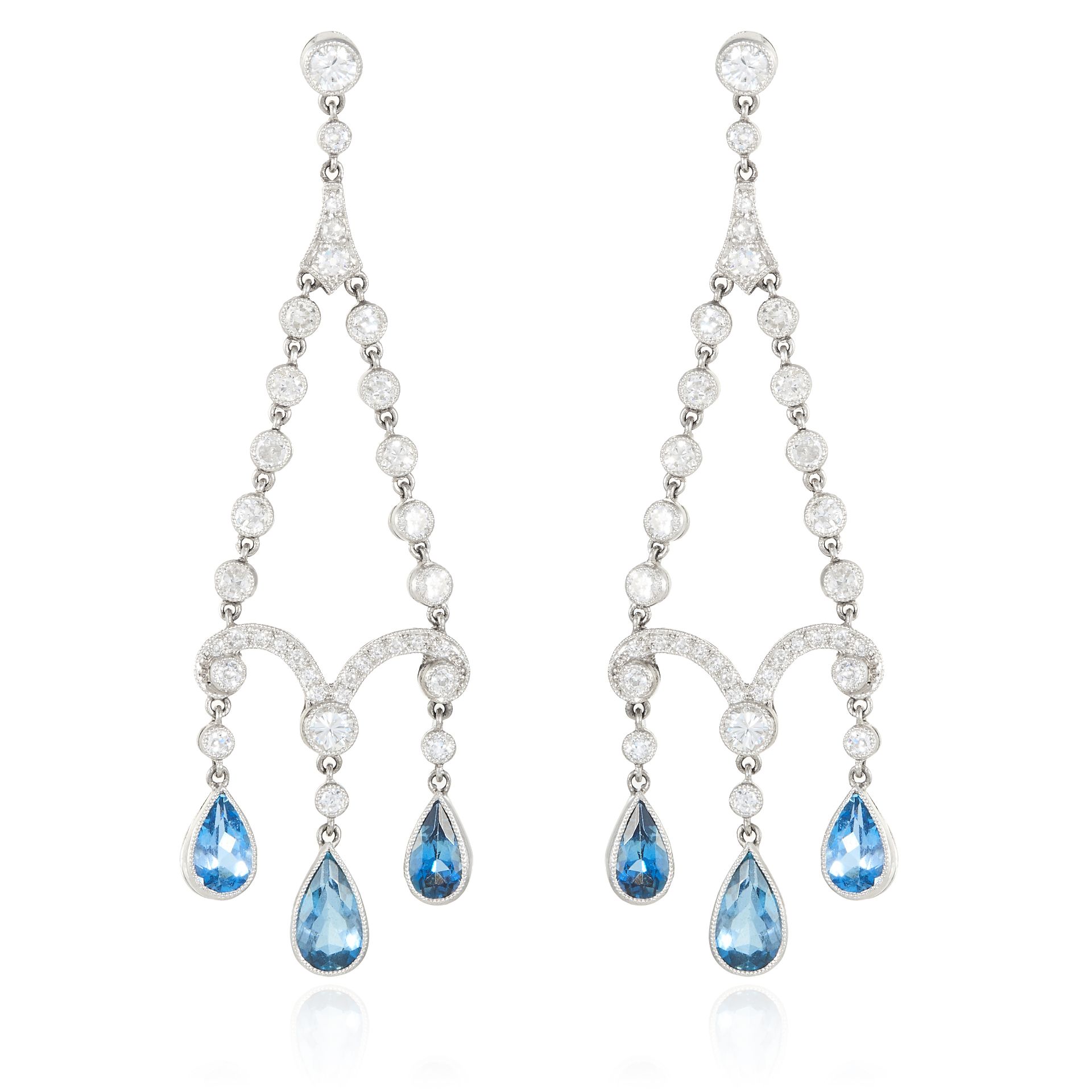 A PAIR OF DIAMOND AND AQUAMARINE CHANDELIER EARRINGS, CIRCA 1920s in white gold or platinum,