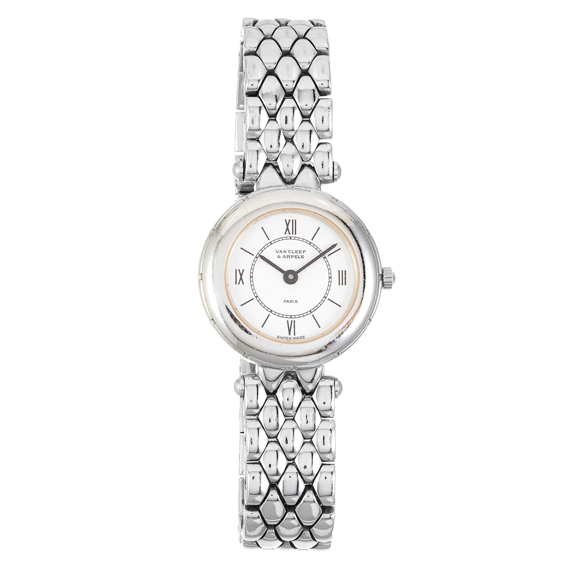 A LADIES WRIST WATCH, VAN CLEEF AND ARPELS in 18ct white gold, with white dial, signed Van Cleef and